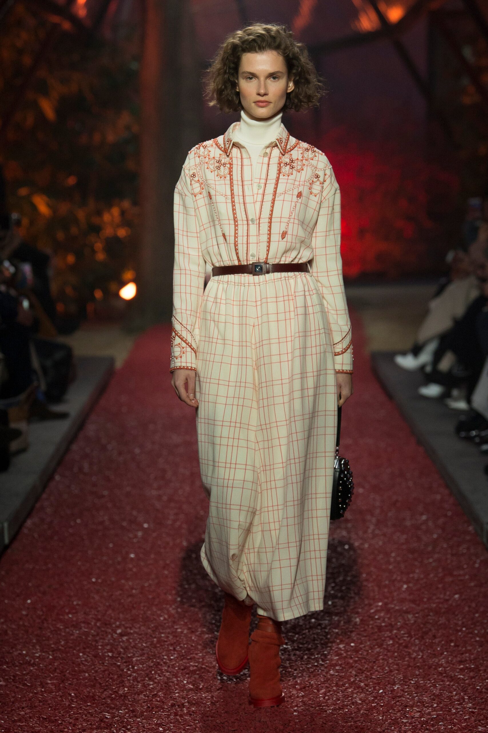 Hermès F/W 18 Look 20