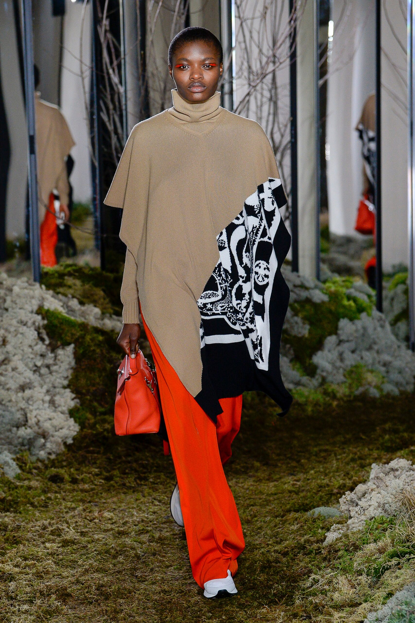 Hermès F/W 18 Look 19