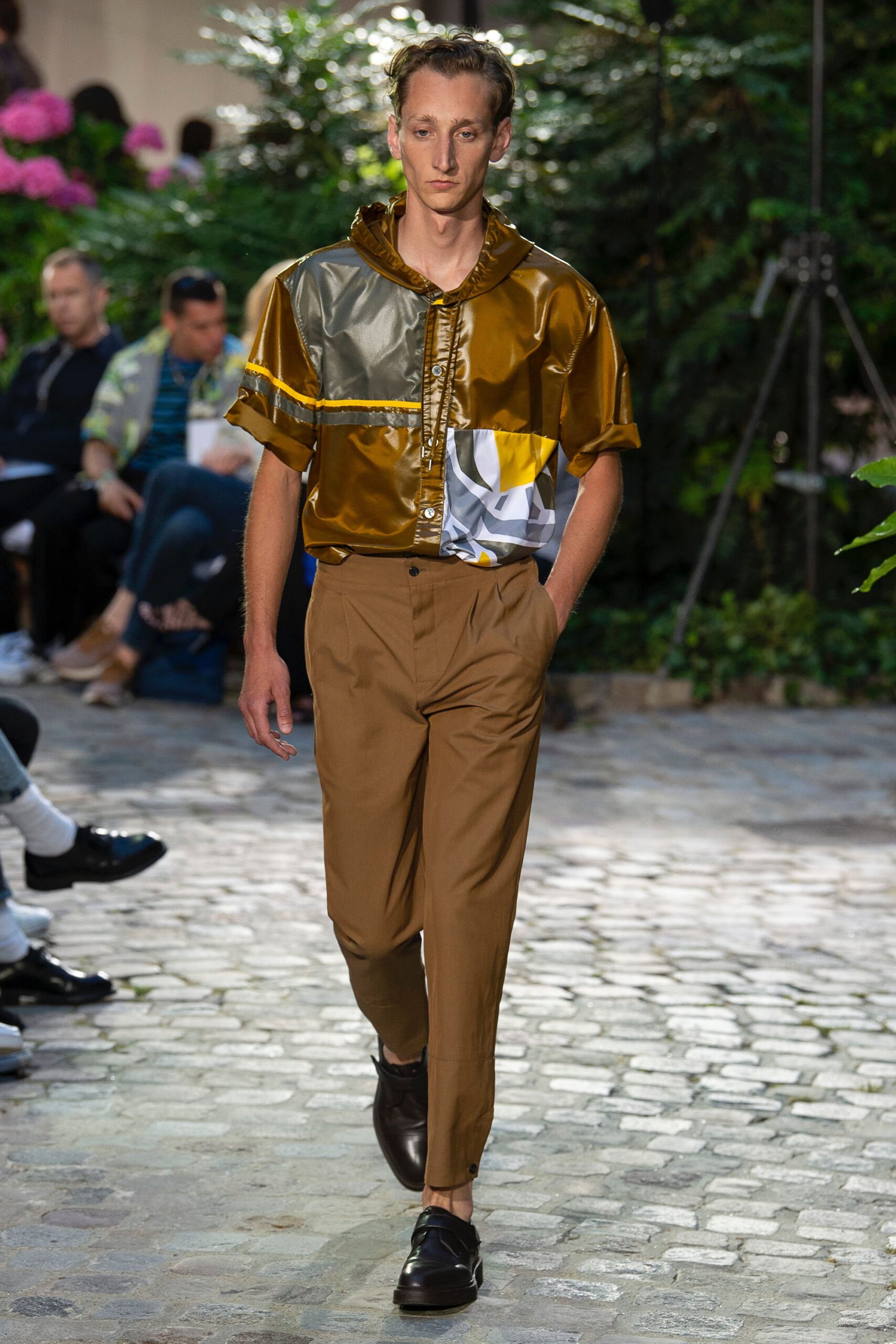 Hermès S/S 19 Menswear Look 33
