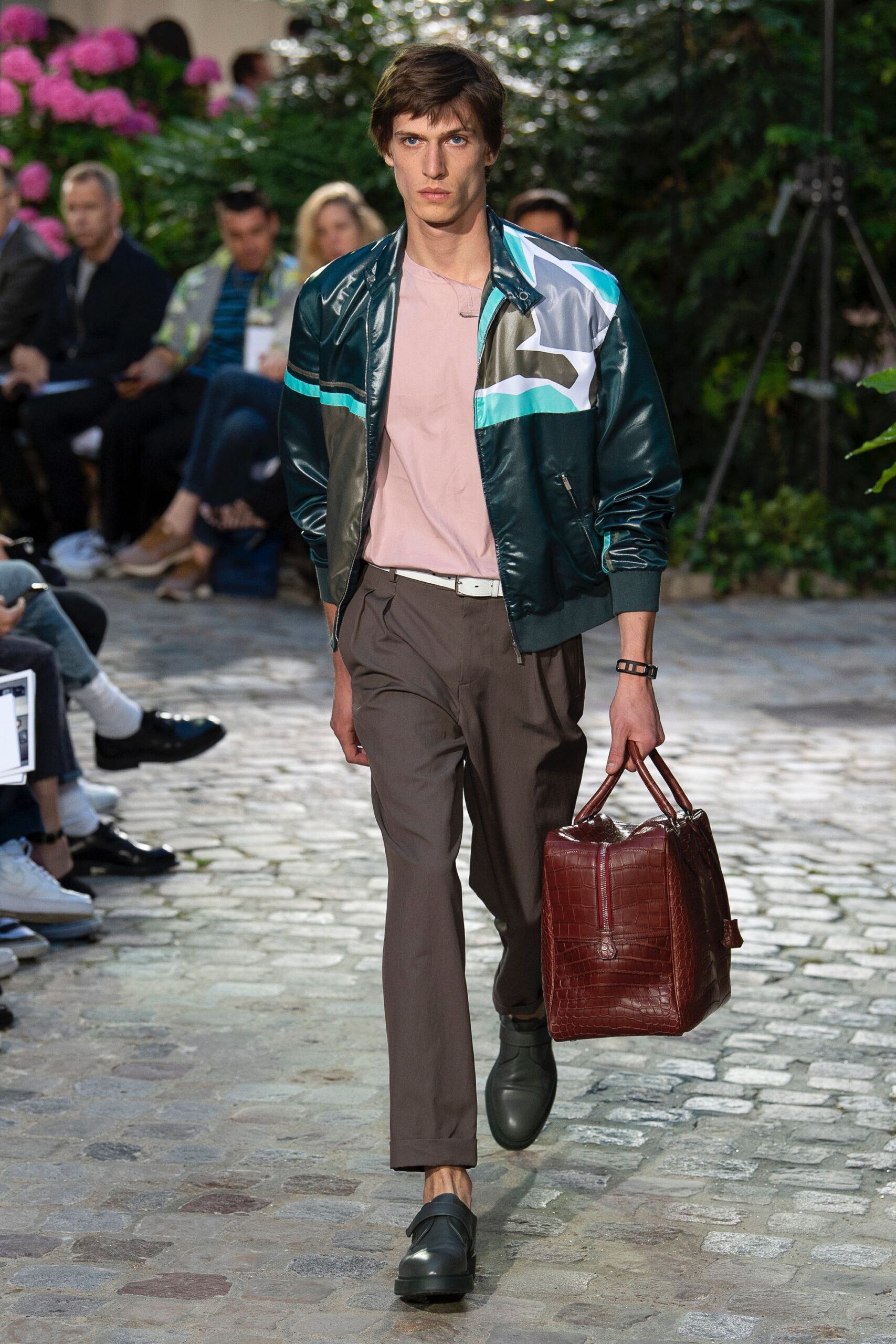 Hermès S/S 19 Menswear Look 34