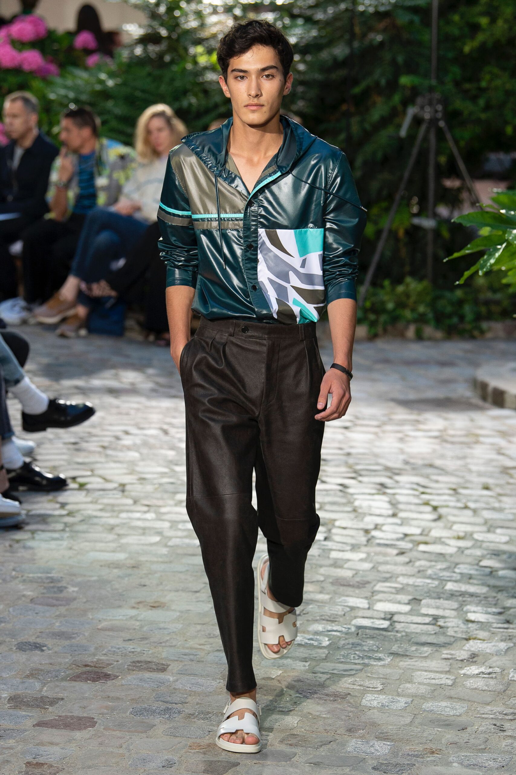 Hermès S/S 19 Menswear Look 35