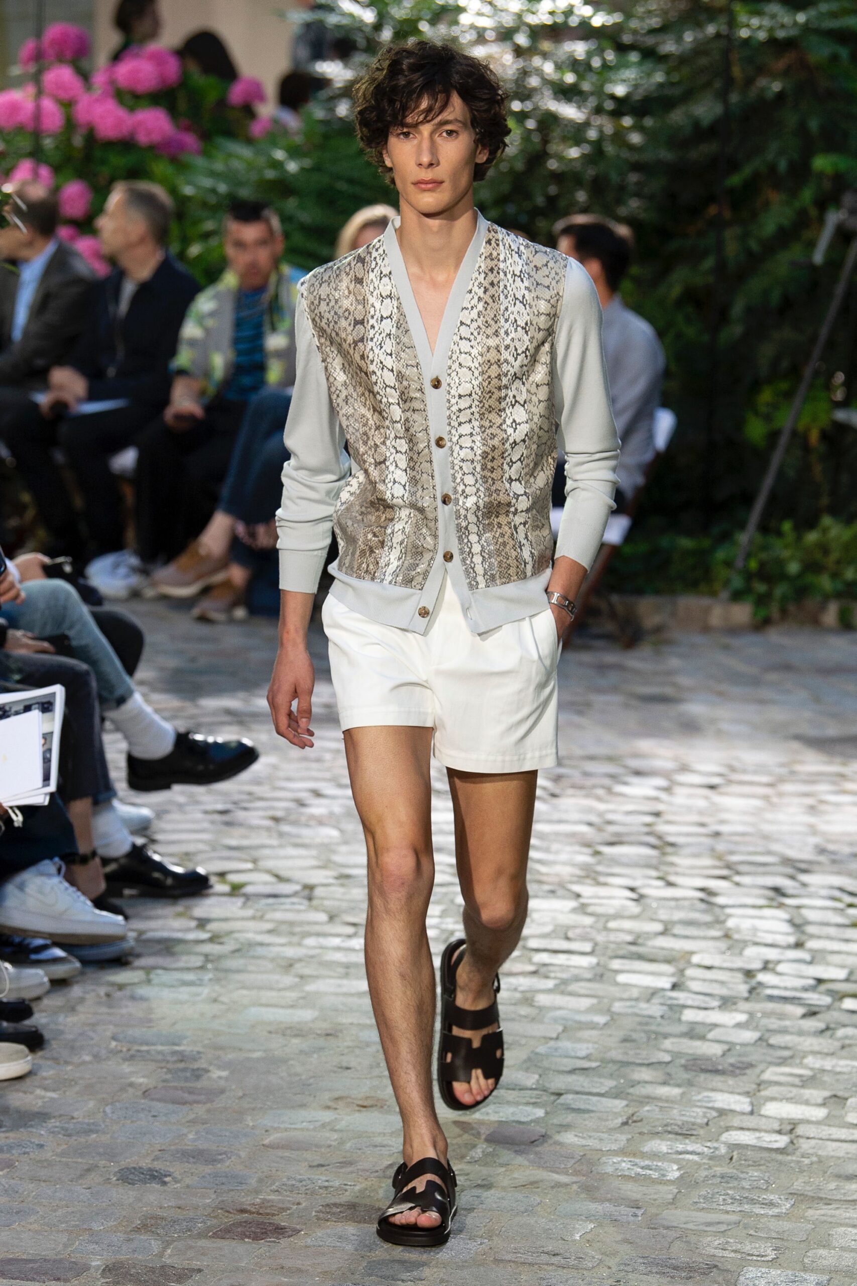 Hermès S/S 19 Menswear Look 36