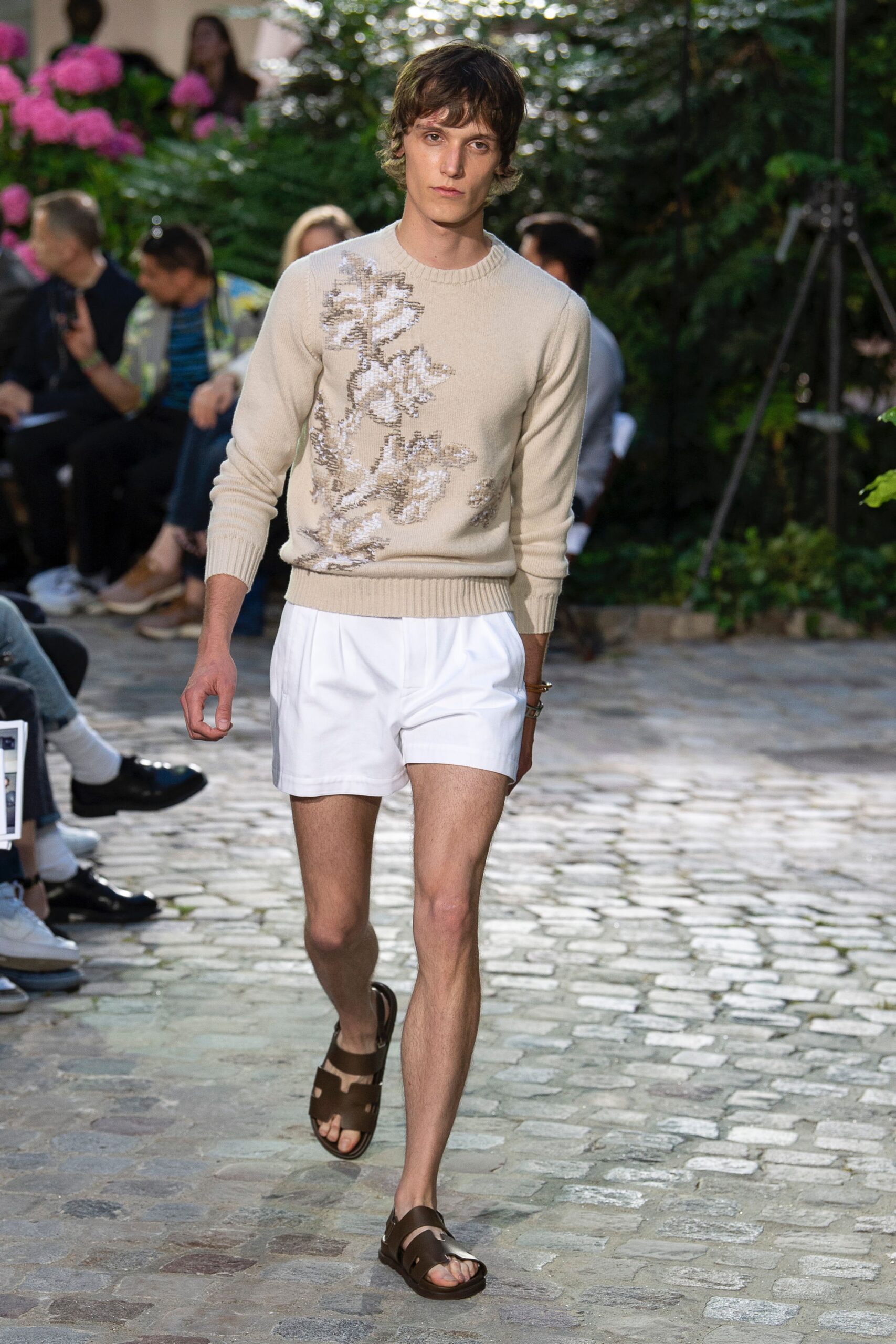 Hermès S/S 19 Menswear Look 42