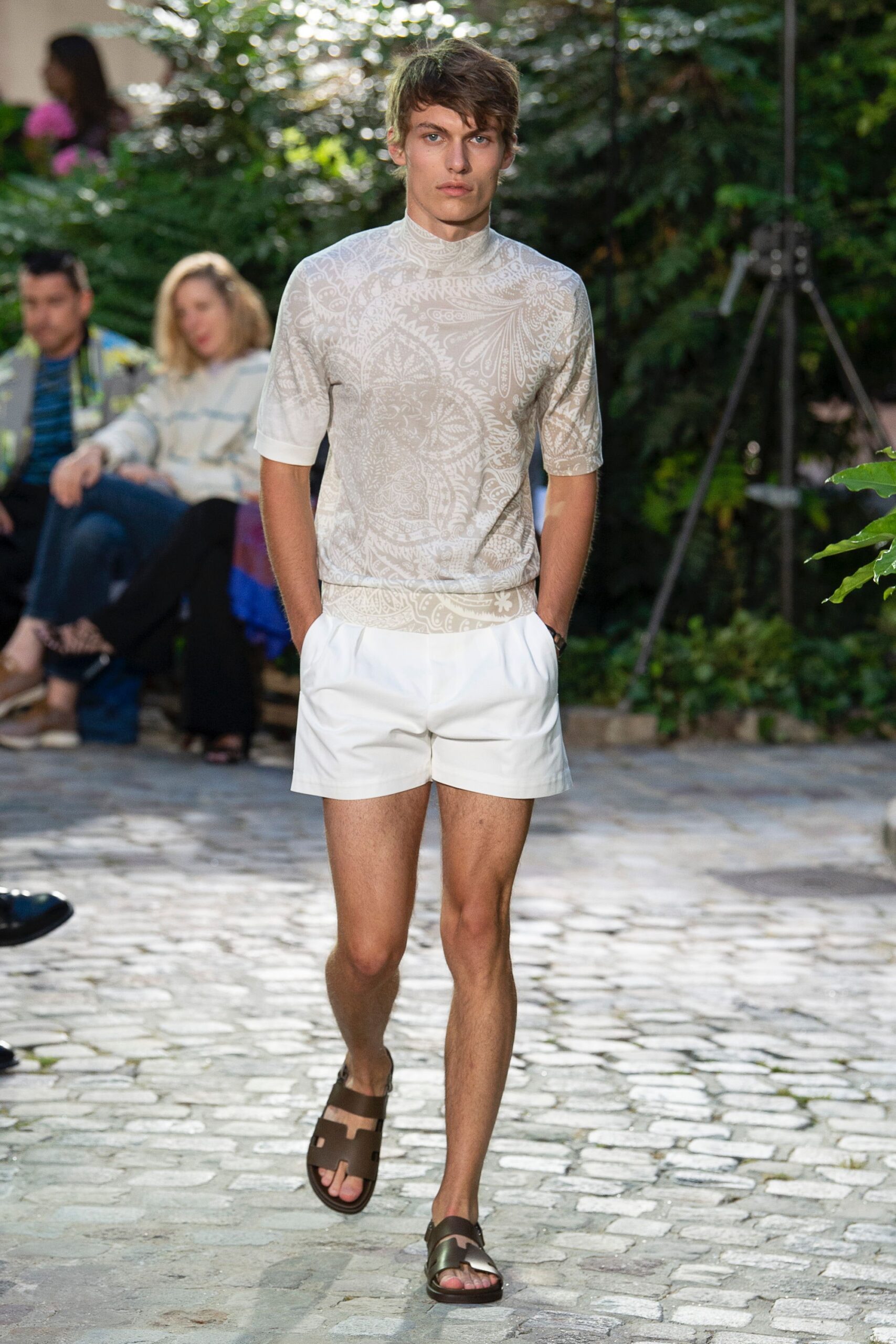 Hermès S/S 19 Menswear Look 44