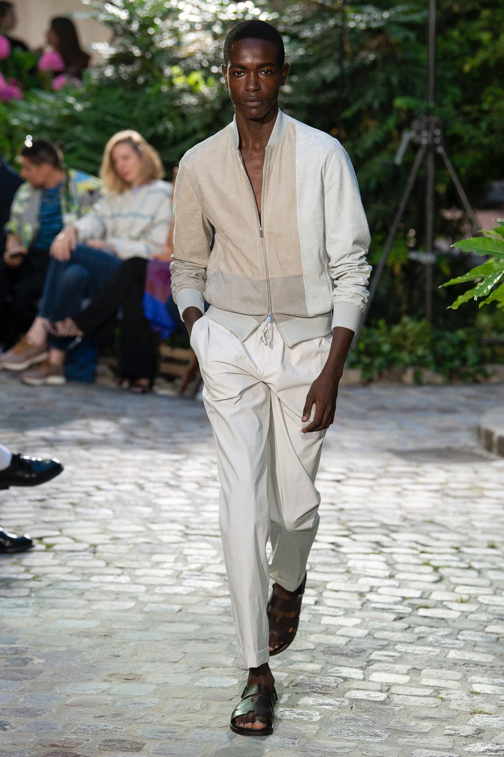 Hermès S/S 19 Menswear Look 45