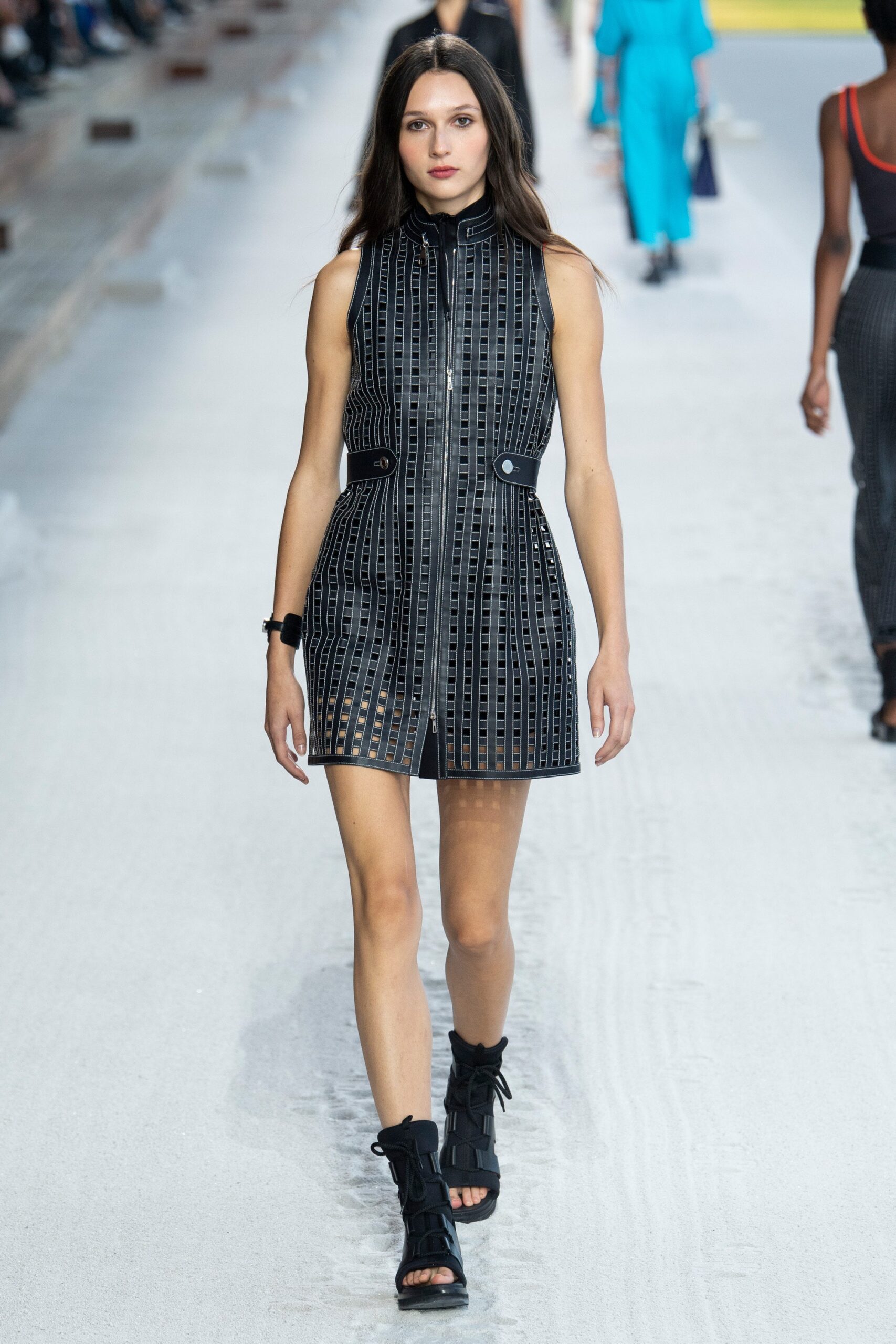 Hermès S/S 19 Look 32