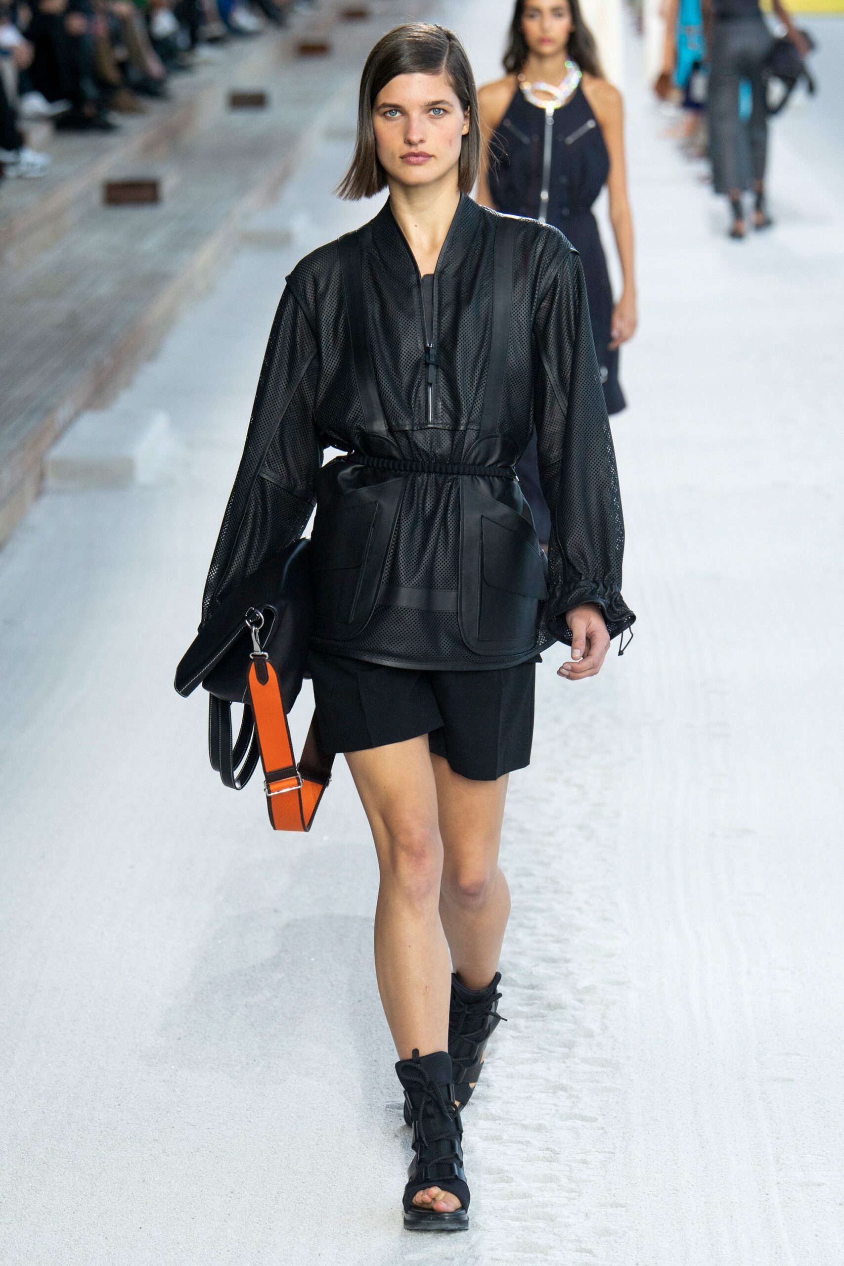 Hermès S/S 19 Look 33