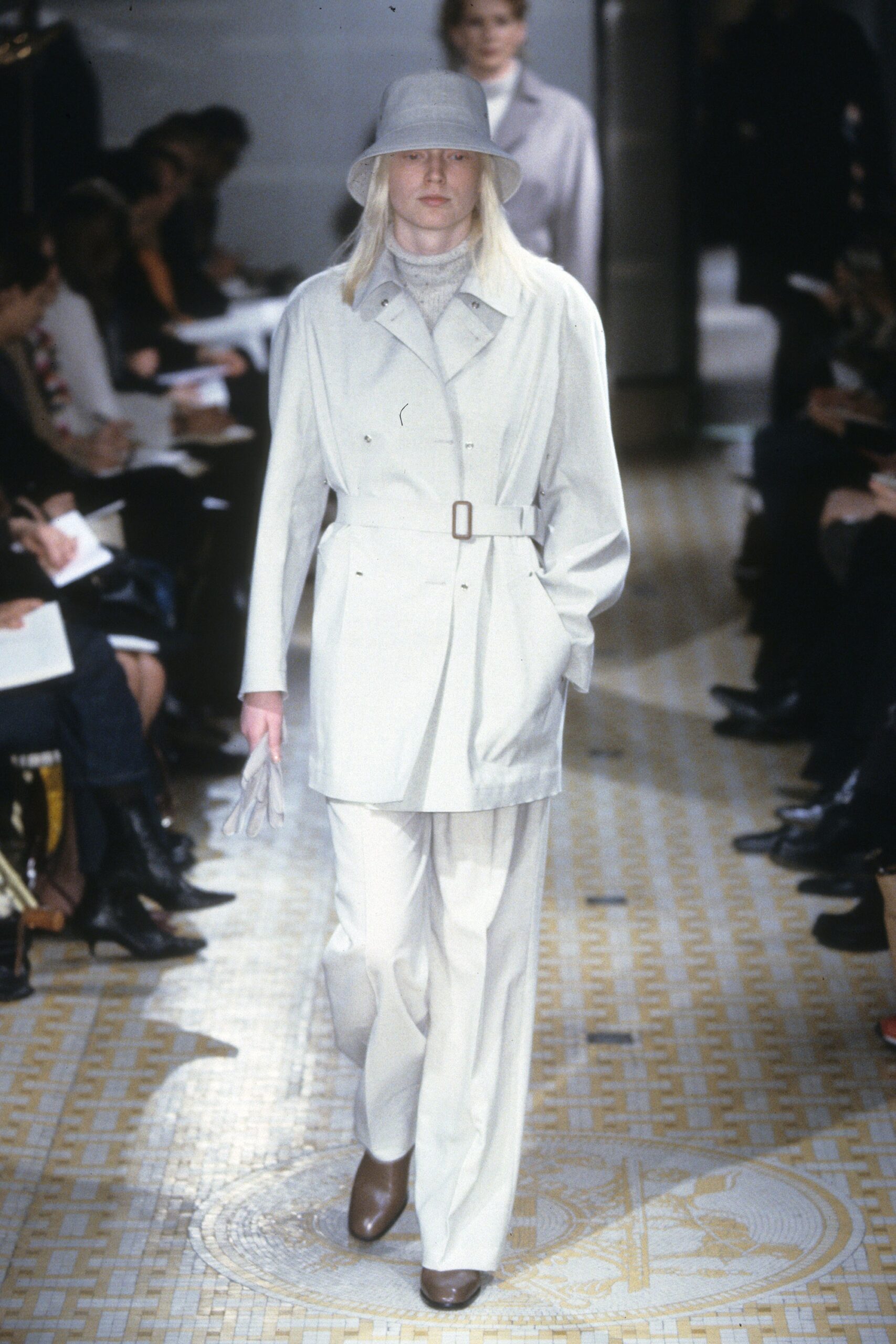 Hermès F/W 01 Look 24