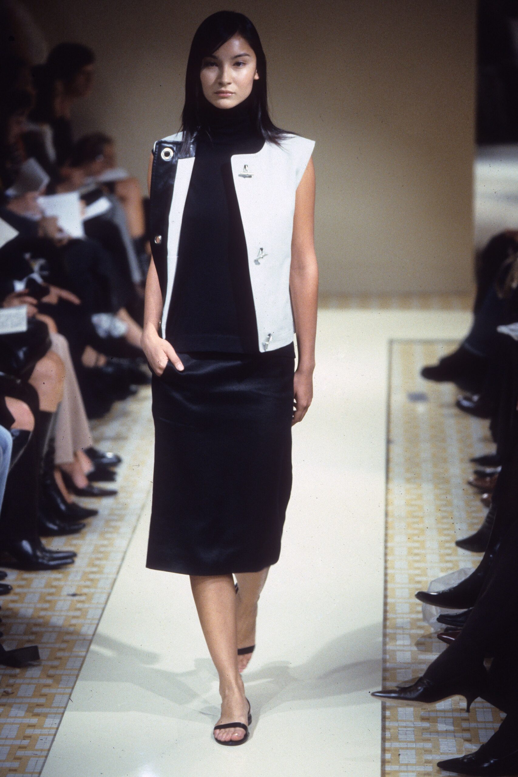 Hermès S/S 01 Look 8