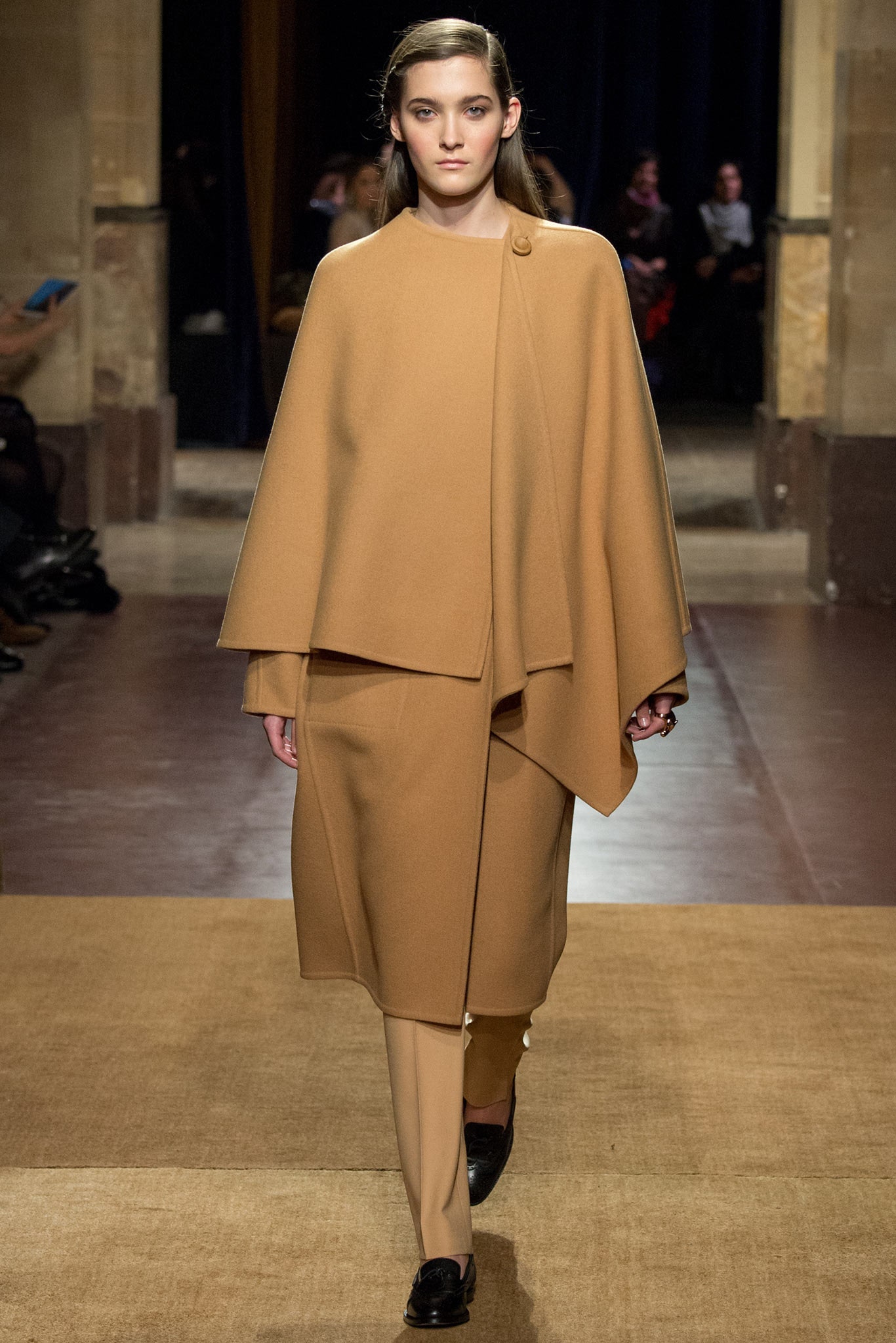 Hermès F/W 14 Look 2