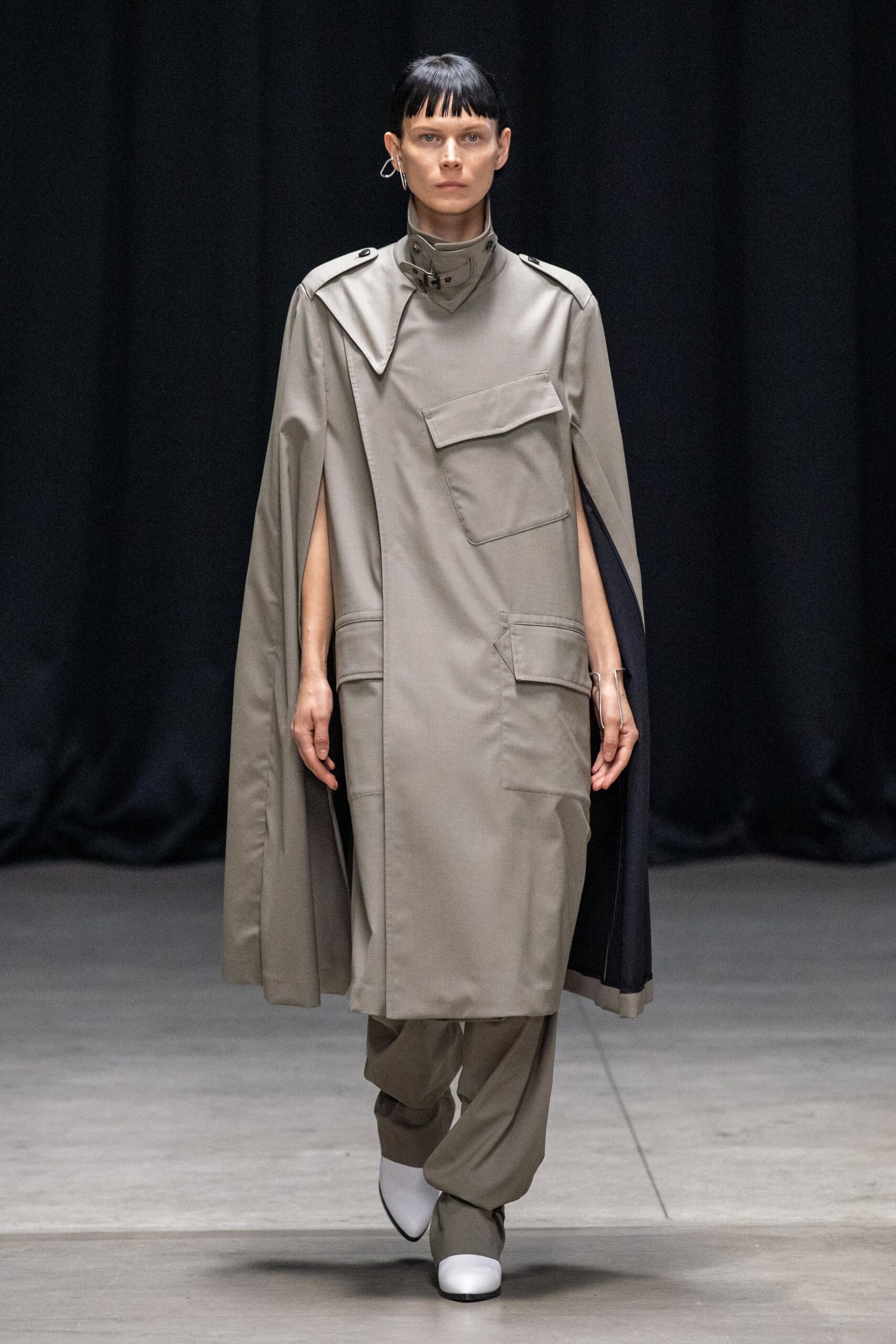 Hyke Tokyo S/S 20 Look 2