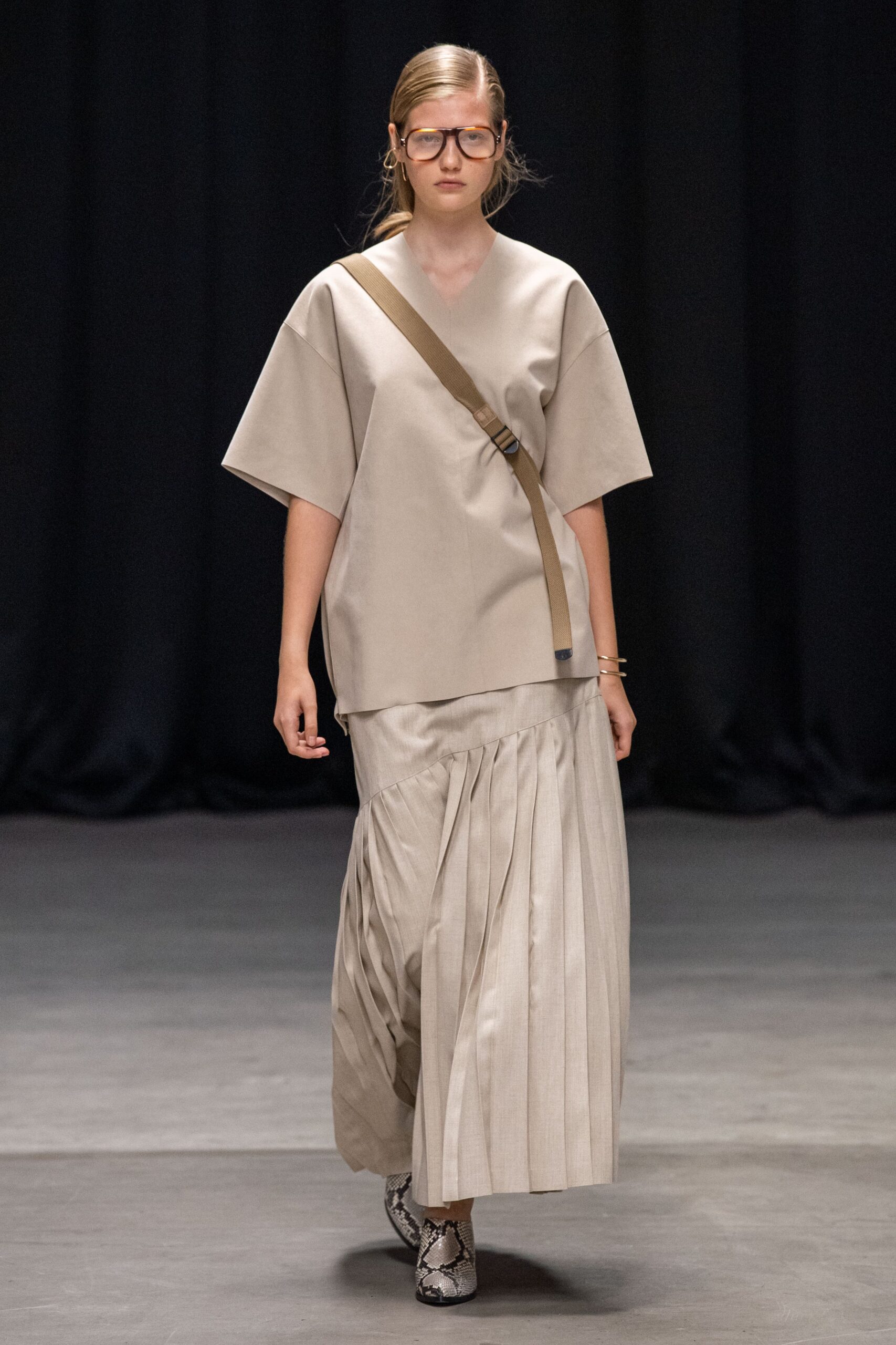 Hyke Tokyo S/S 20 Look 13