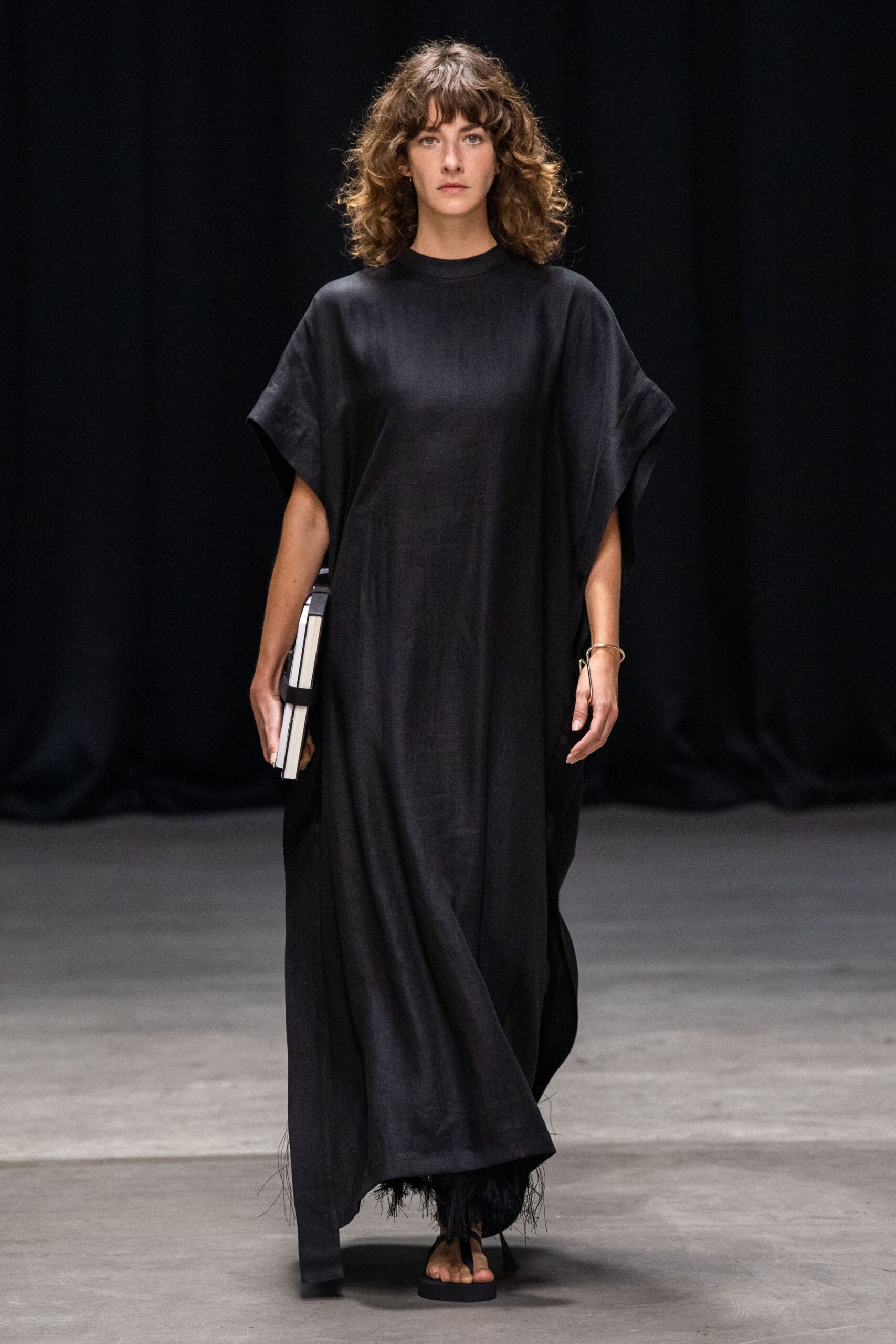Hyke Tokyo S/S 20 Look 20
