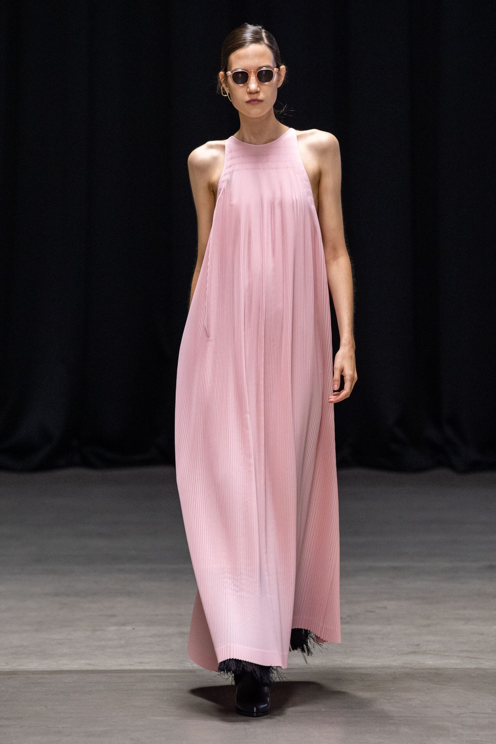 Hyke Tokyo S/S 20 Look 22