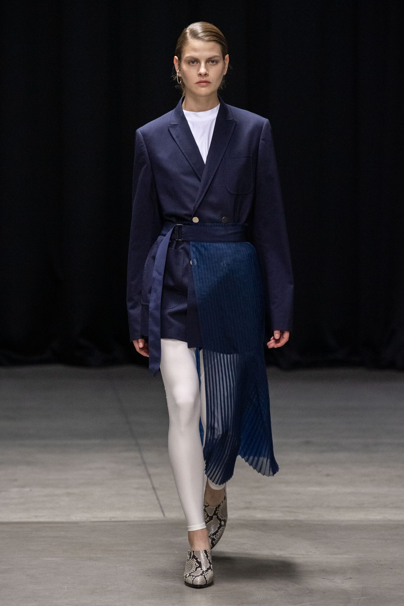 Hyke Tokyo S/S 20 Look 27