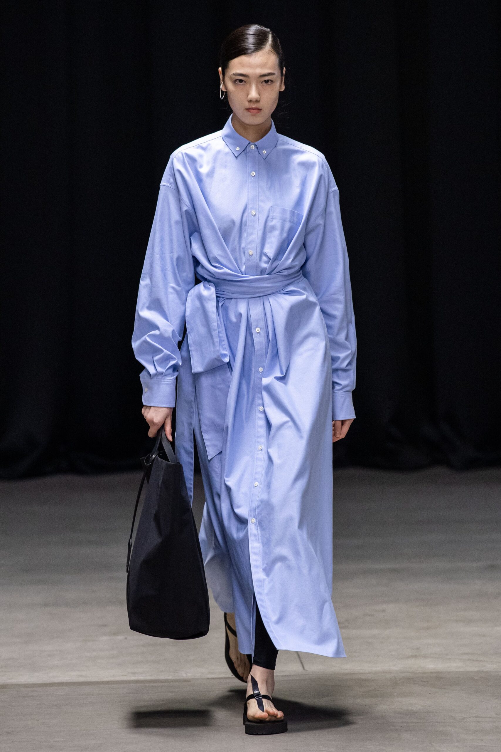 Hyke Tokyo S/S 20 Look 33
