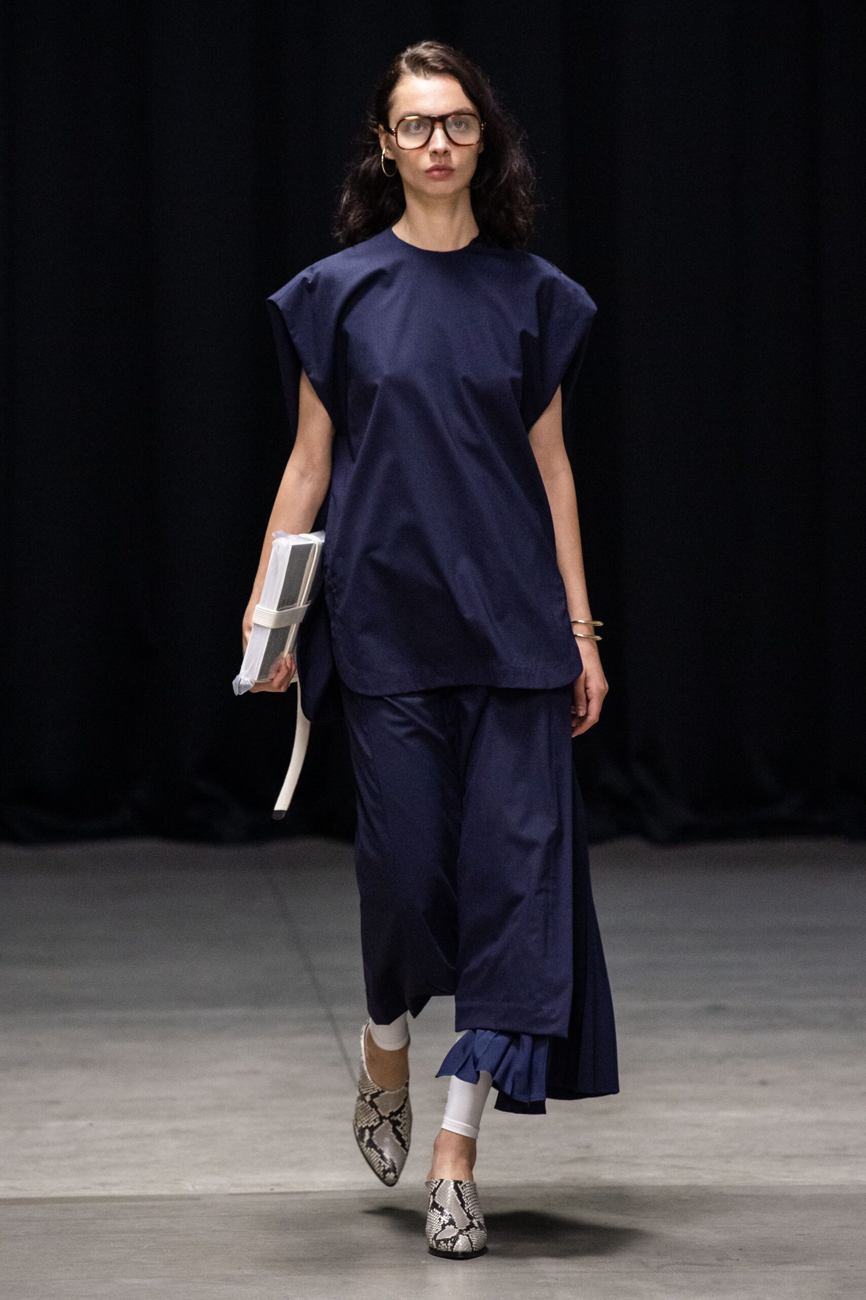 Hyke Tokyo S/S 20 Look 35