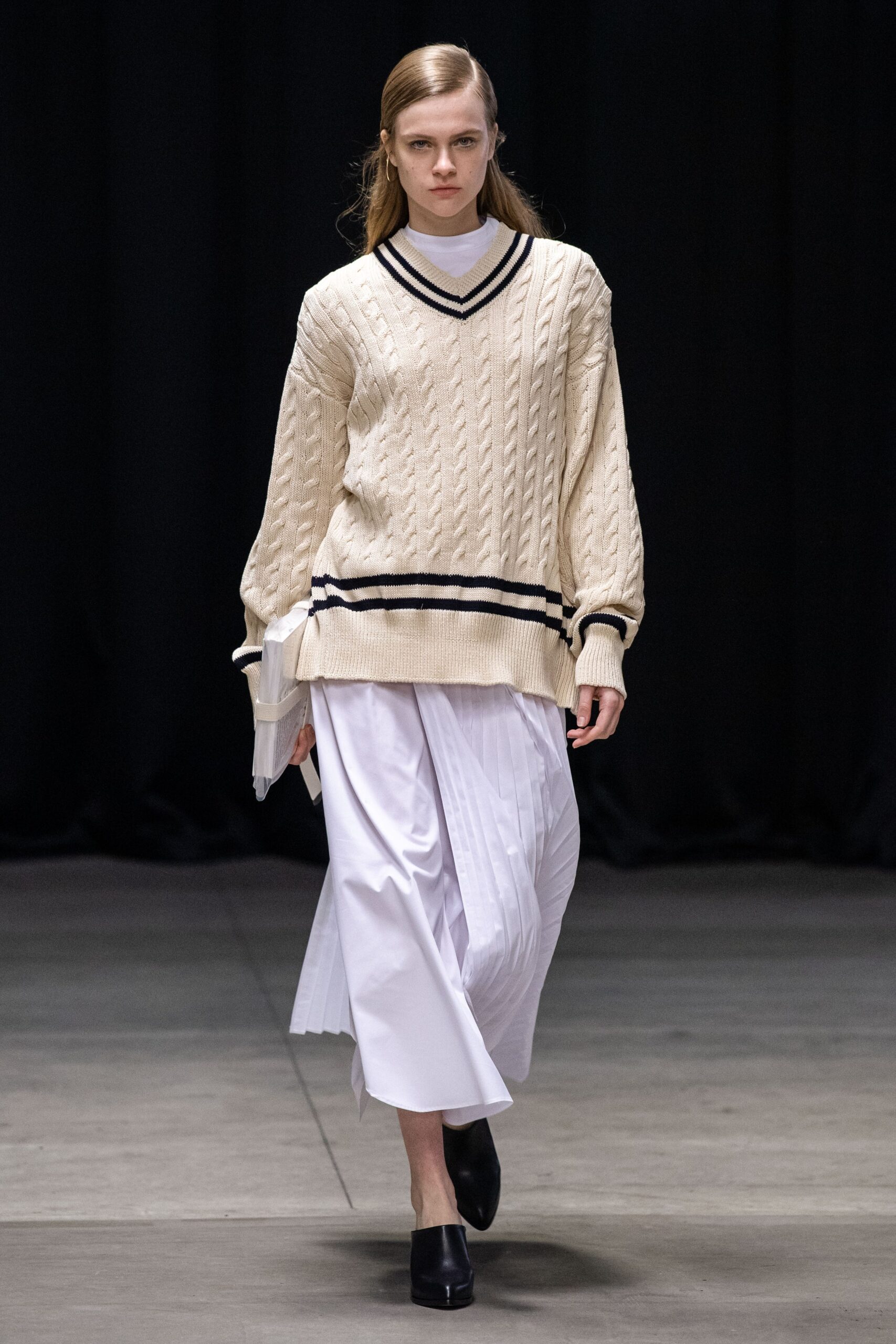 Hyke Tokyo S/S 20 Look 38