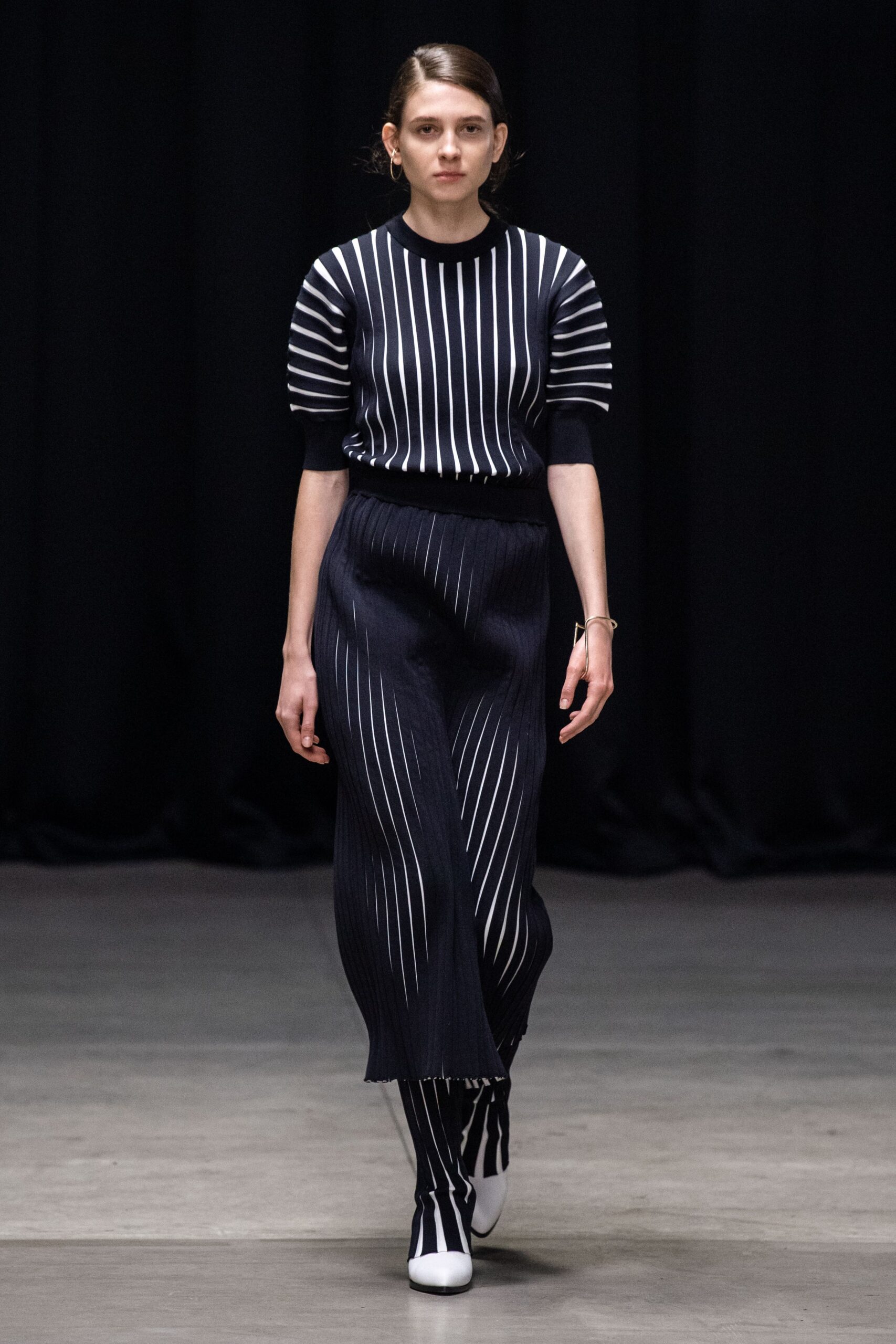 Hyke Tokyo S/S 20 Look 45