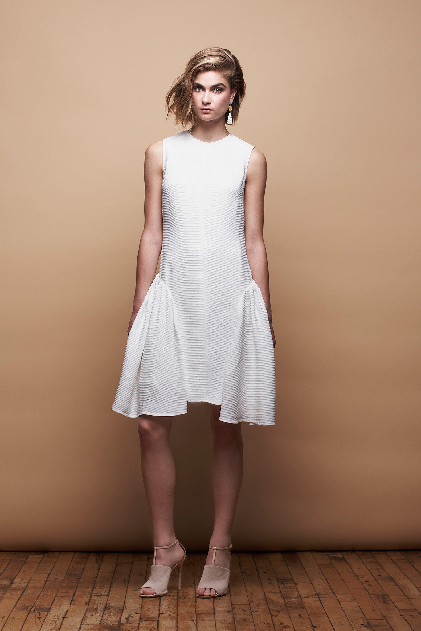 Hellessy Resort 15 Look 2