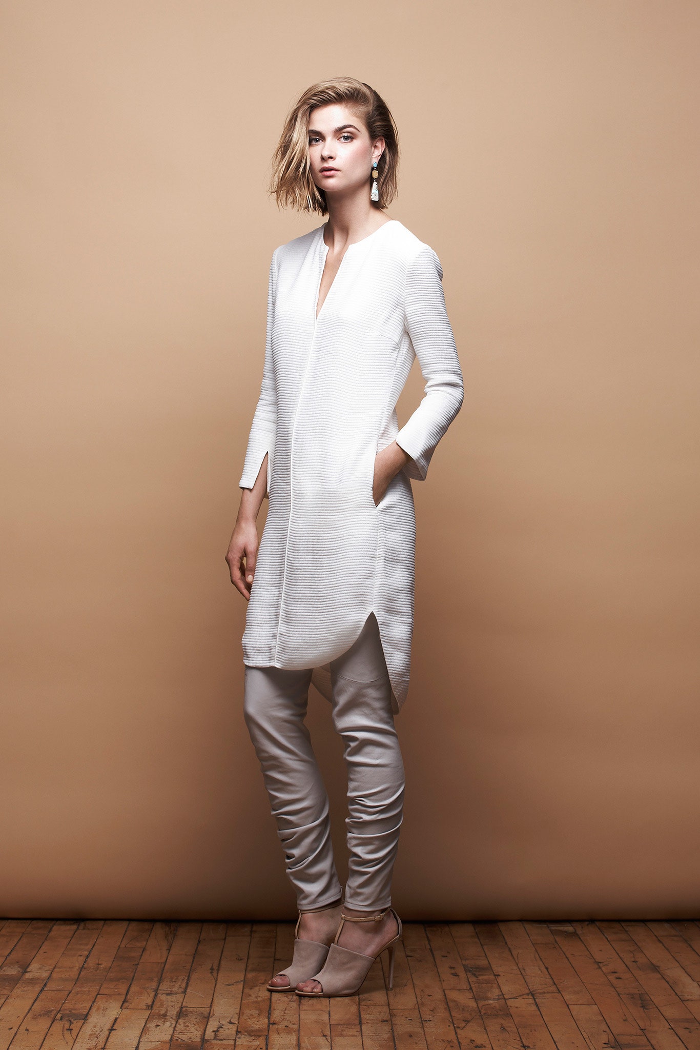 Hellessy Resort 15 Look 3