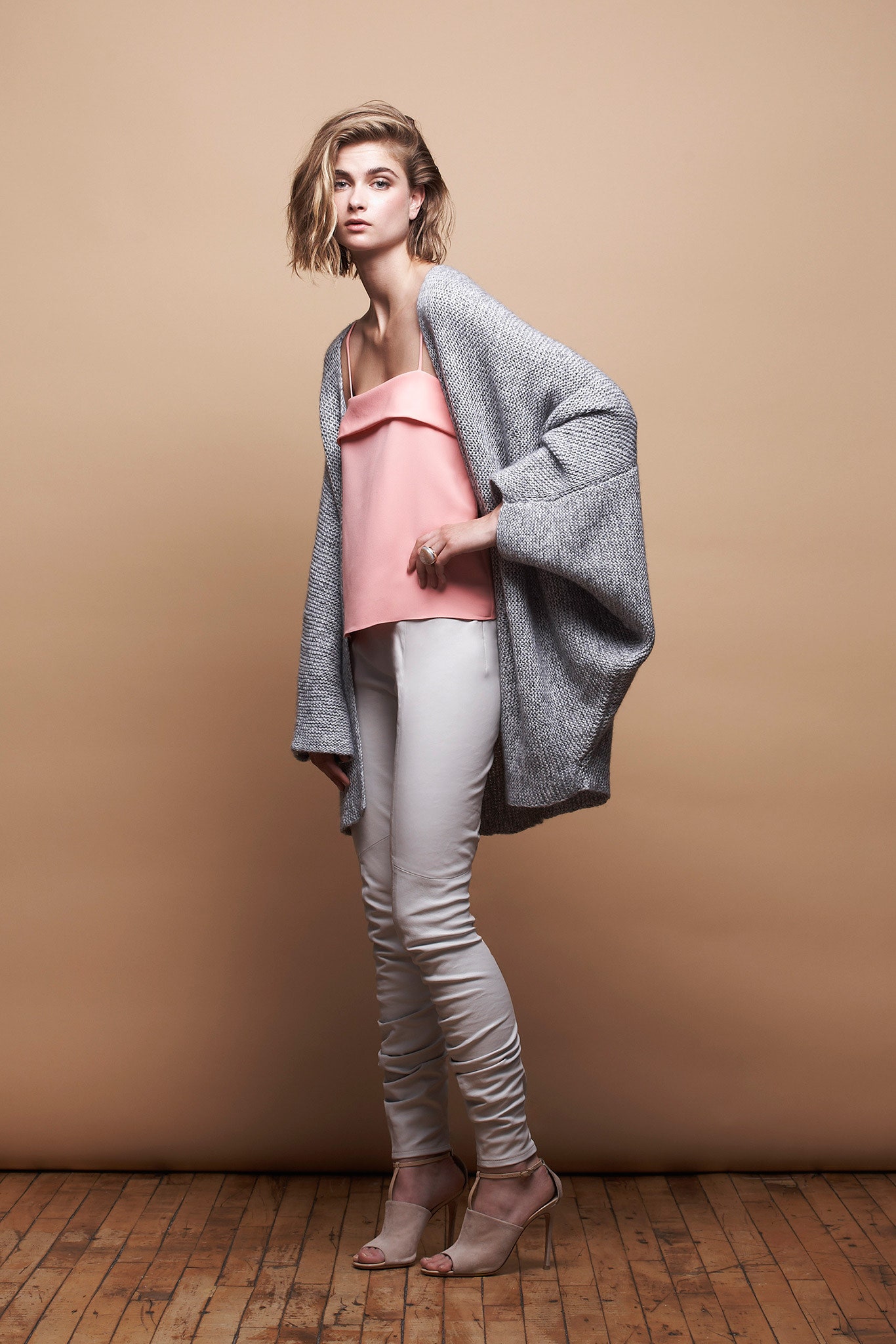 Hellessy Resort 15 Look 8