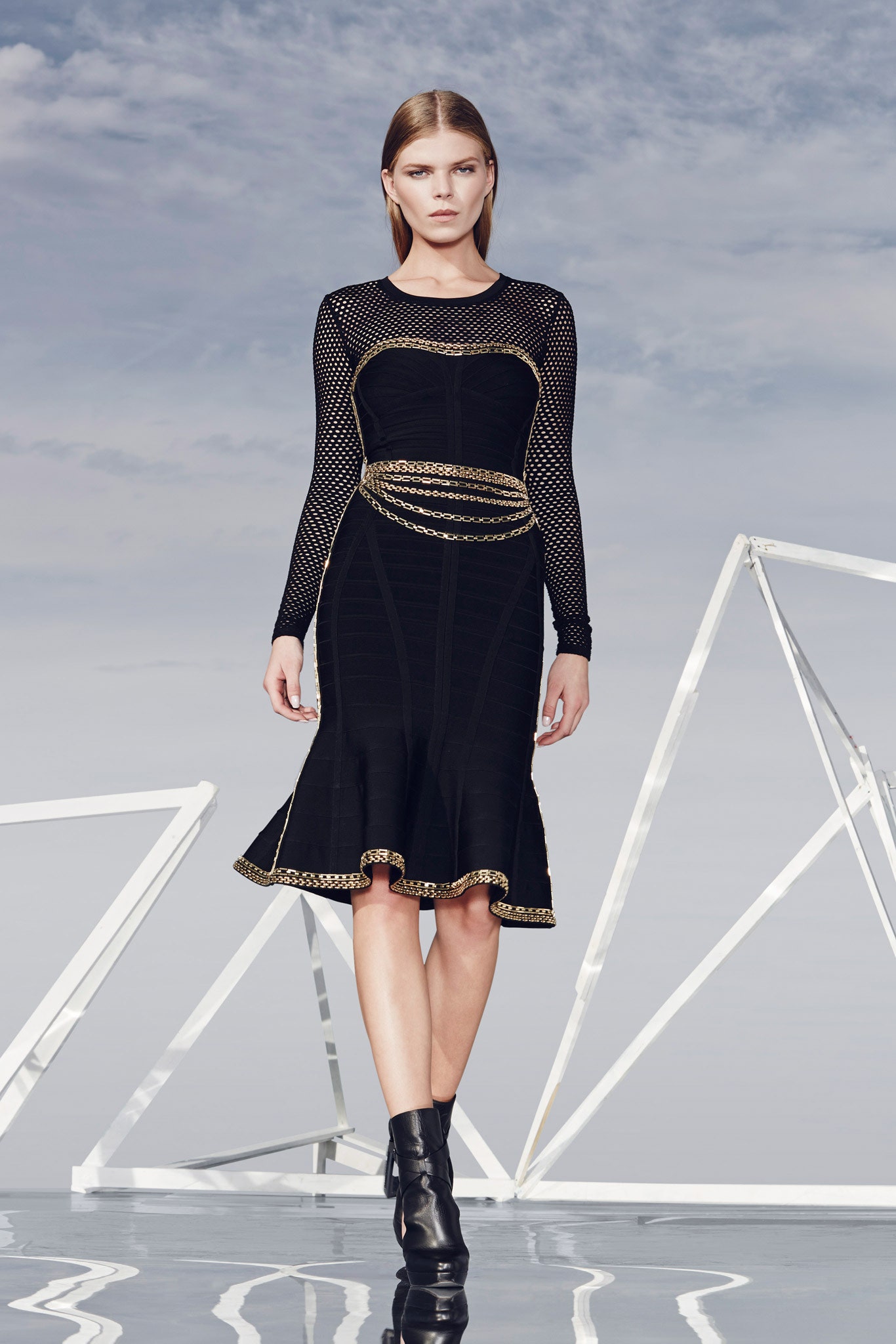 Hervé Léger by Max Azria F/W 14 Look 18