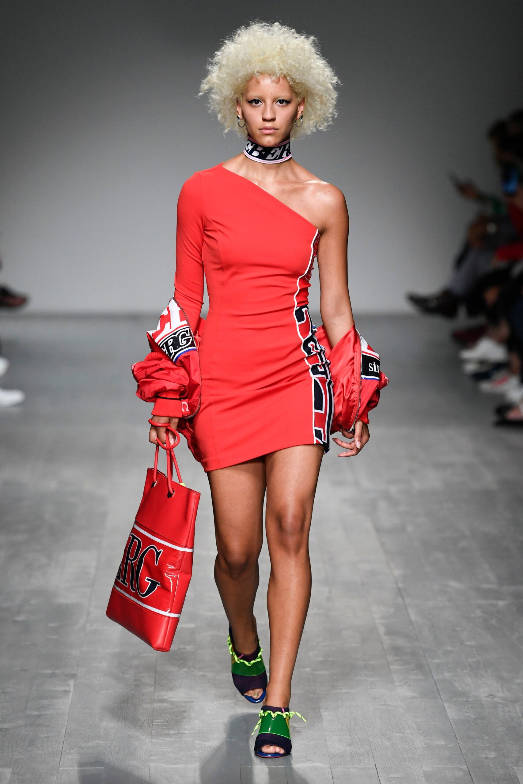 Iceberg Resort 19 Look 2