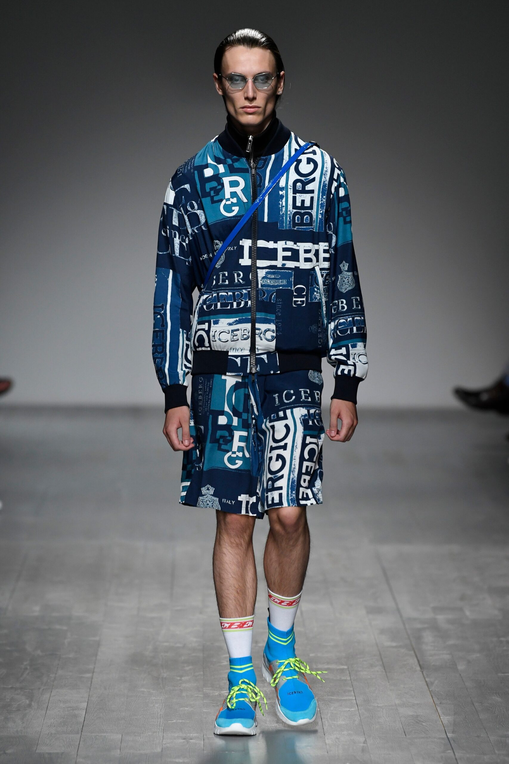 Iceberg Resort 19 Look 14