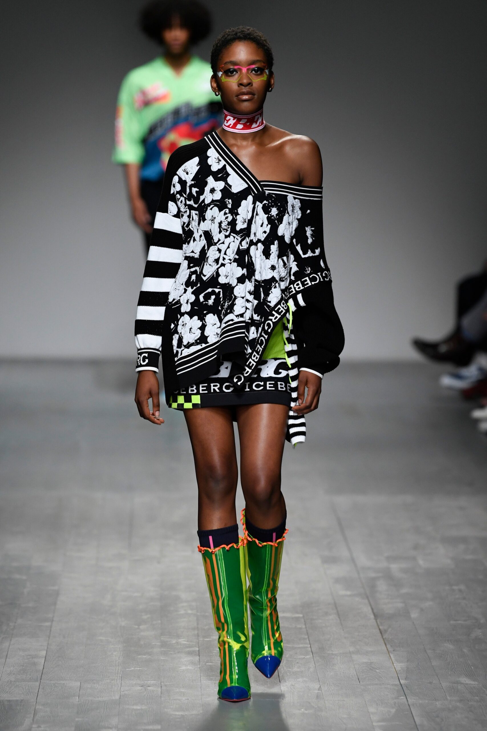 Iceberg Resort 19 Look 33