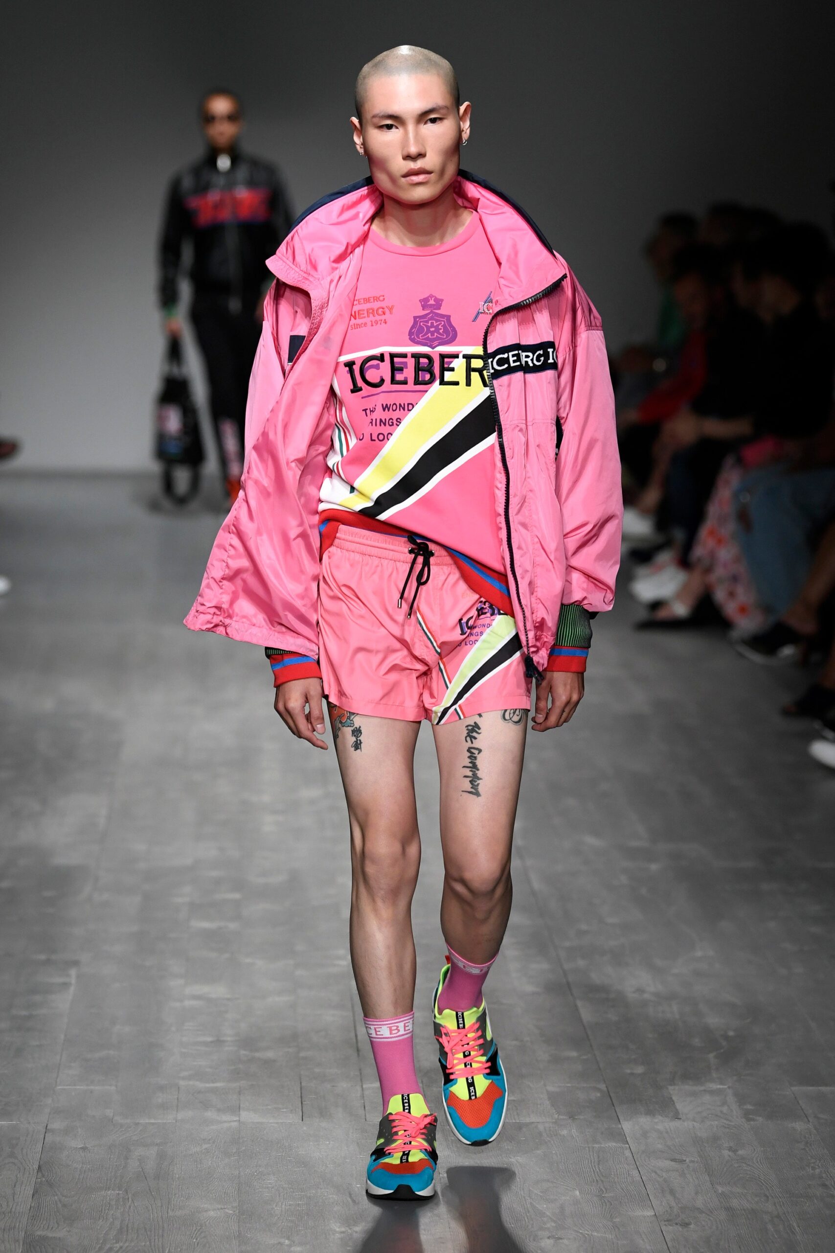 Iceberg Resort 19 Look 39