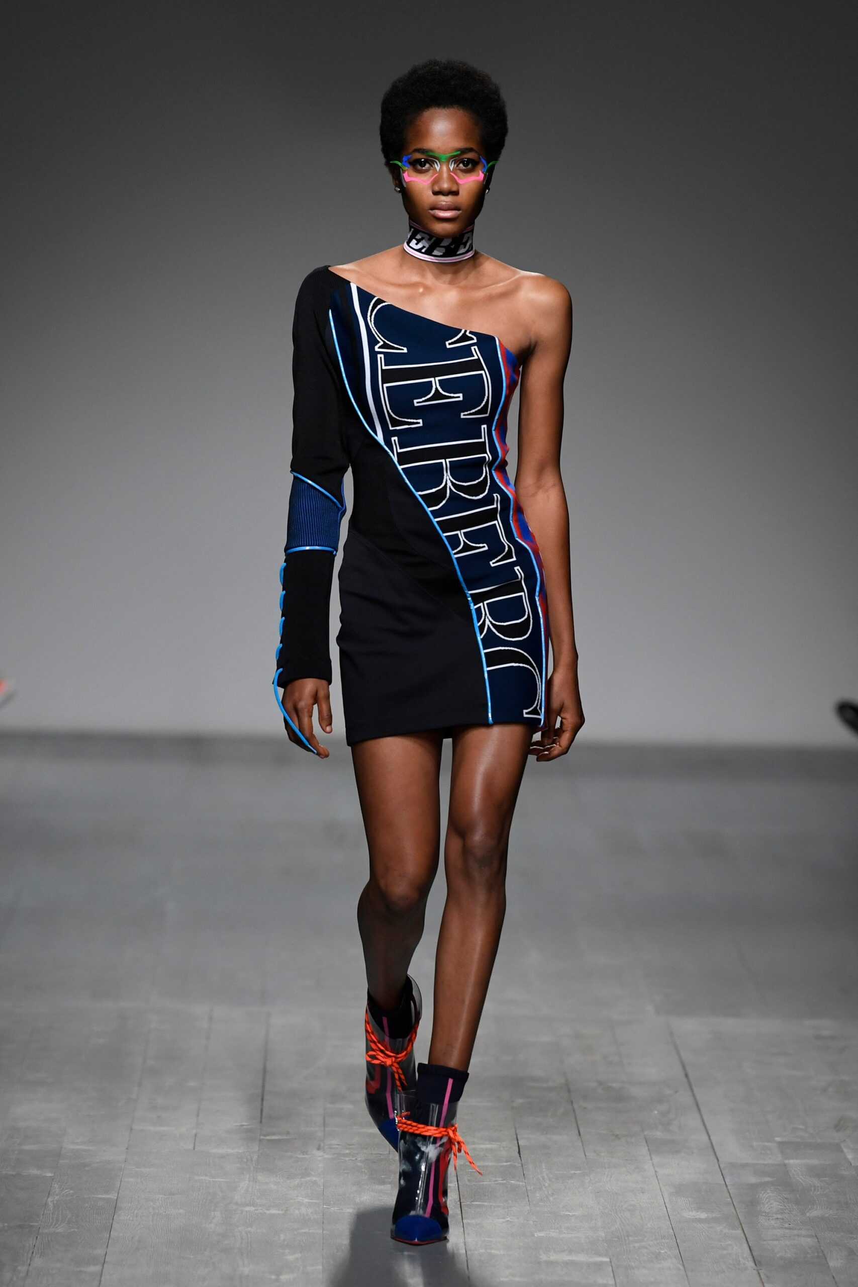 Iceberg Resort 19 Look 44