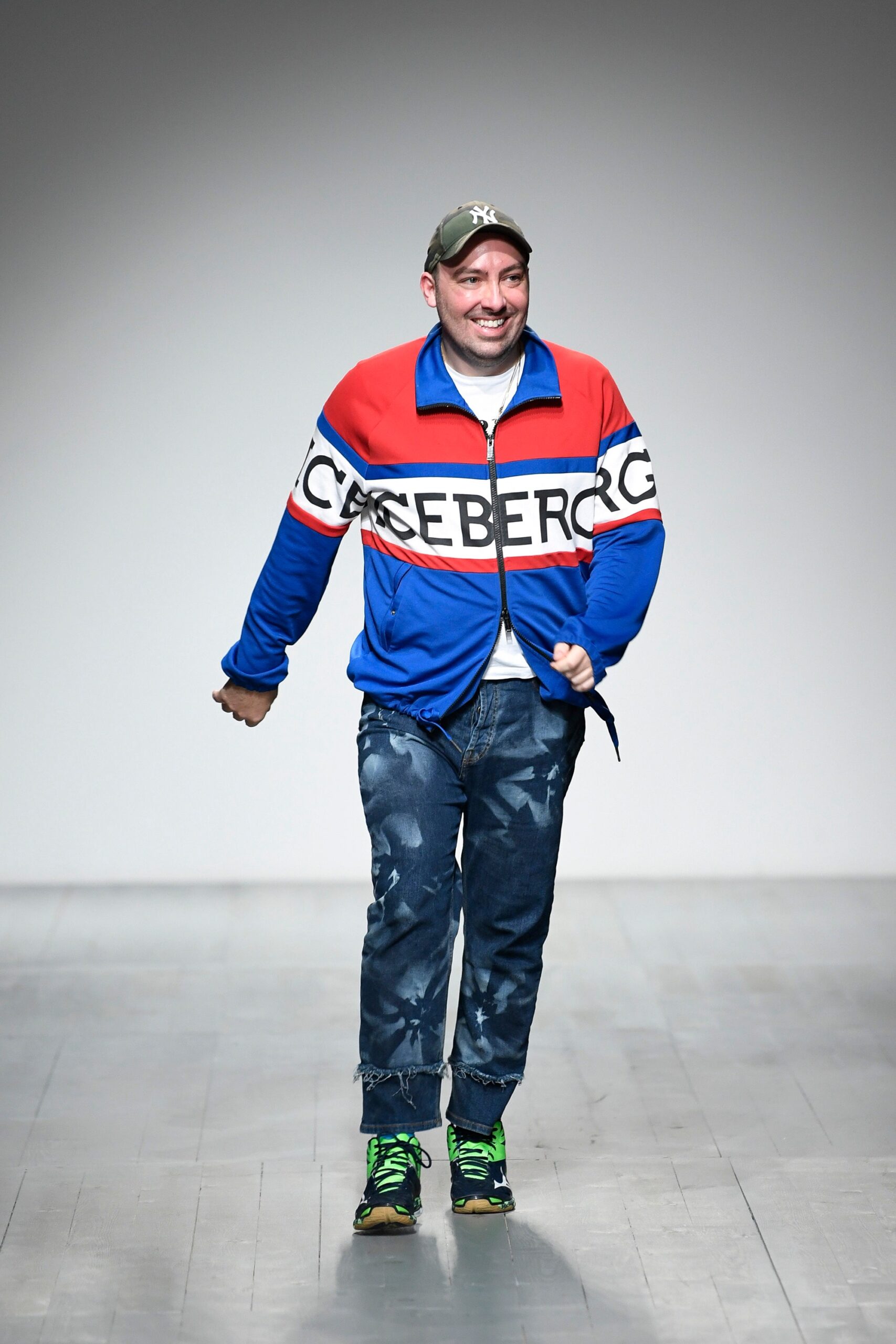 Iceberg Resort 19 Look 47