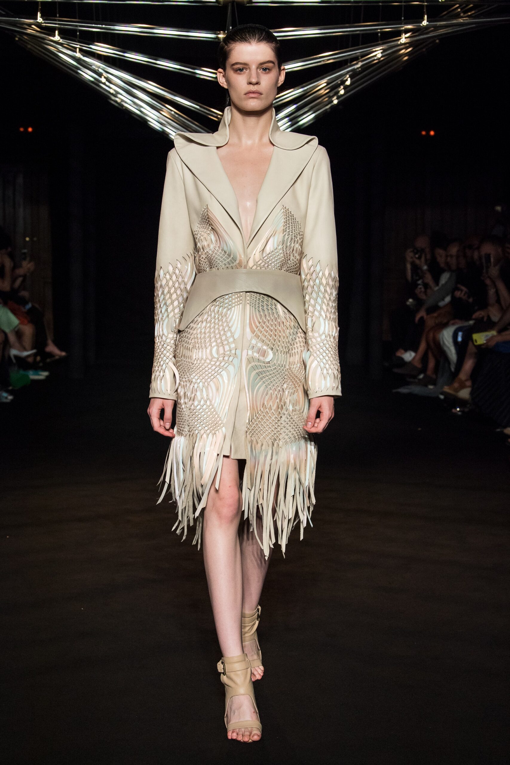 Iris van Herpen F/W 18 Couture Look 6