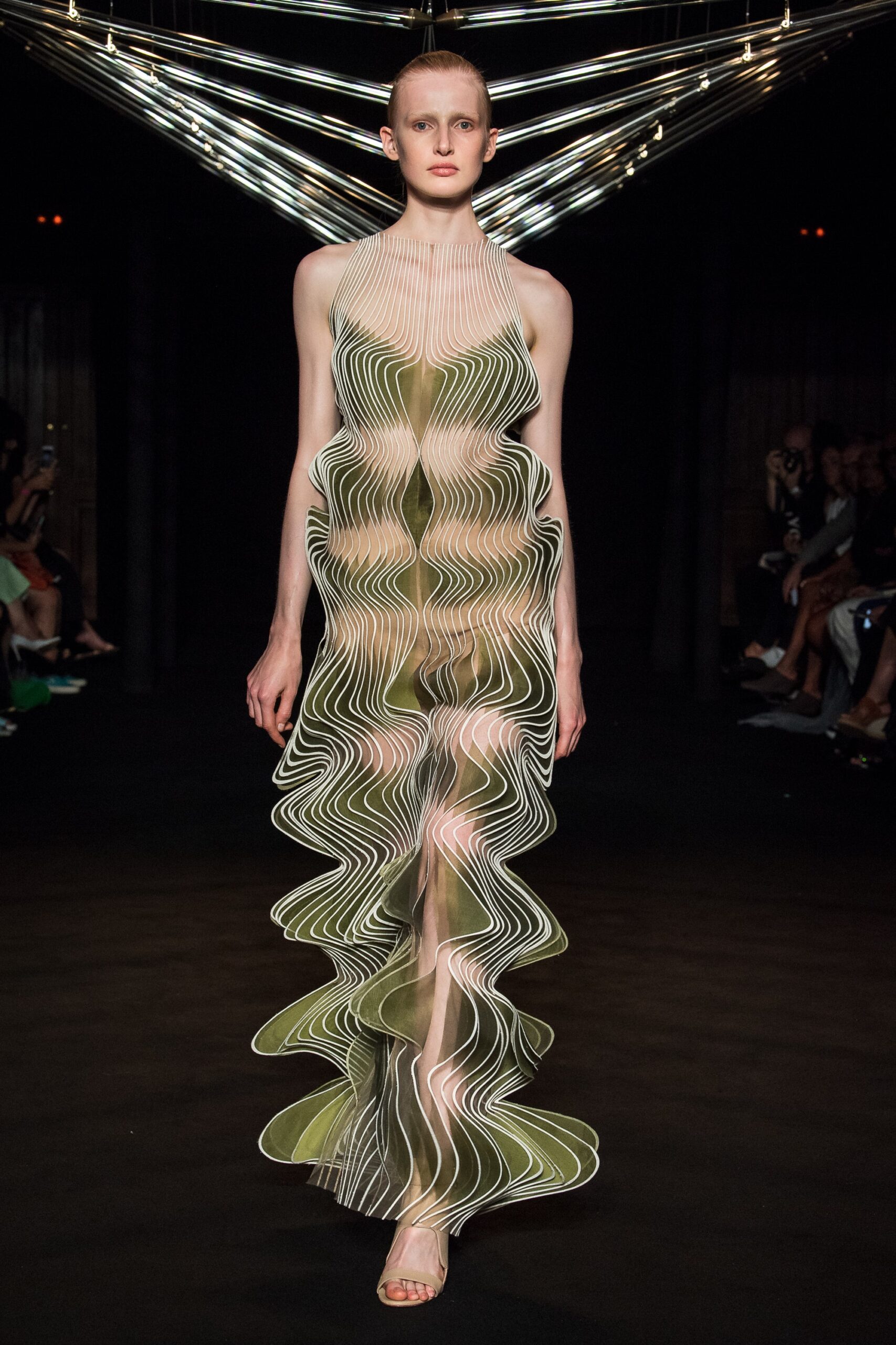 Iris van Herpen F/W 18 Couture Look 7