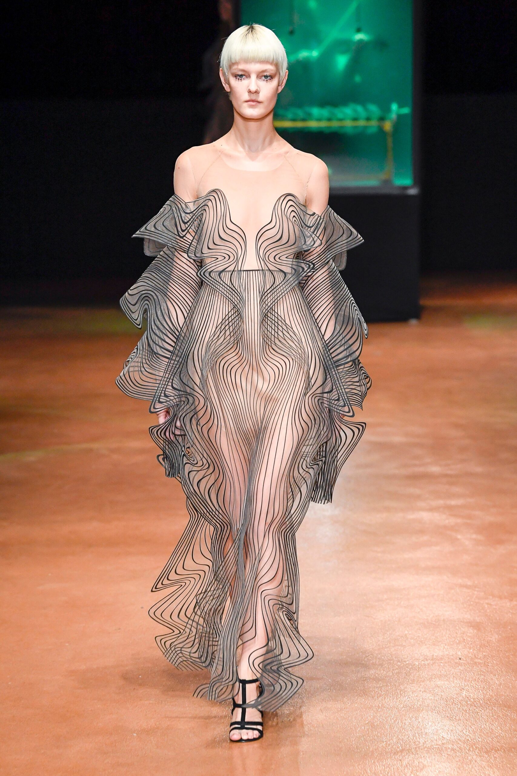 Iris van Herpen F/W 17 Couture Look 7