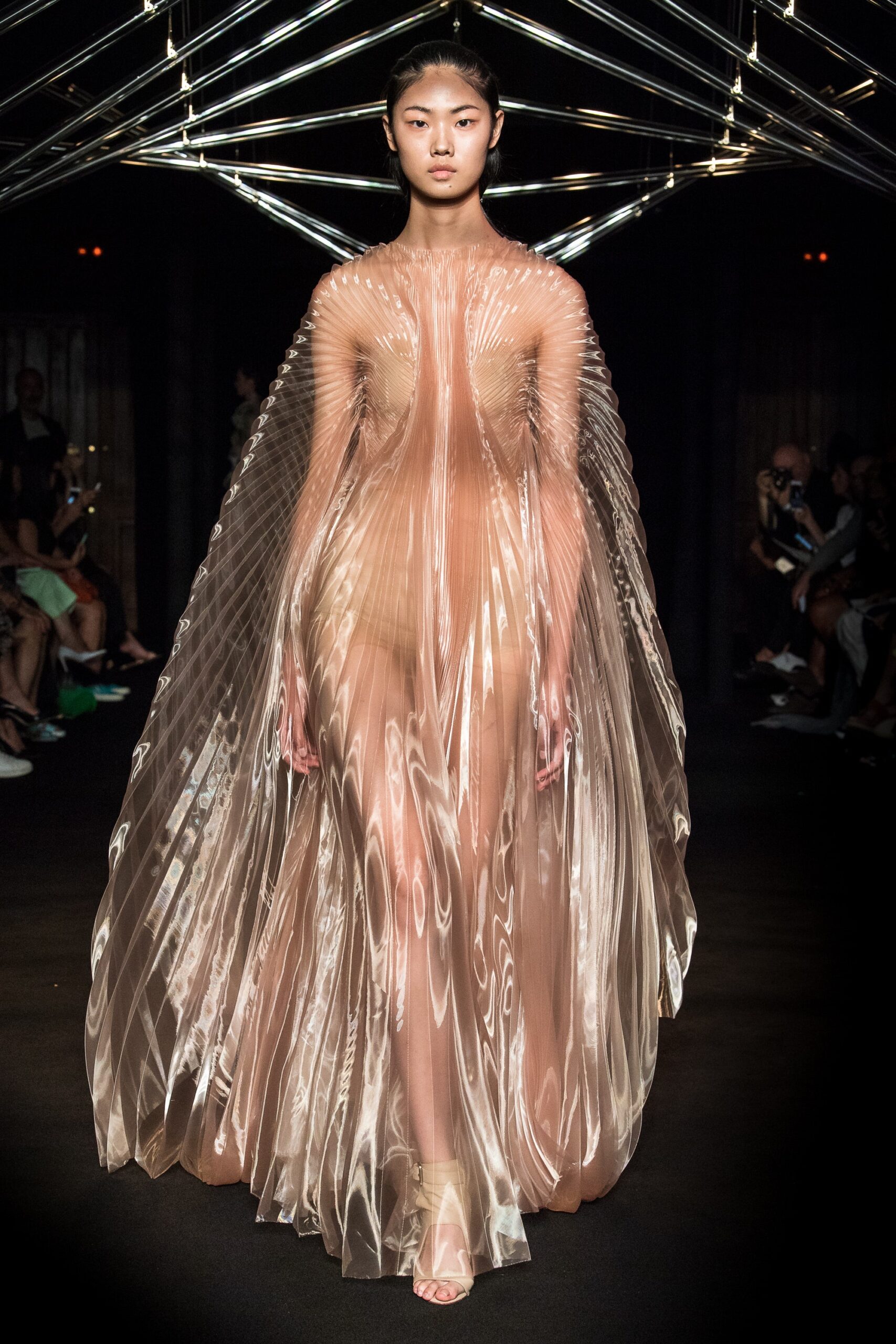 Iris van Herpen F/W 18 Couture Look 9