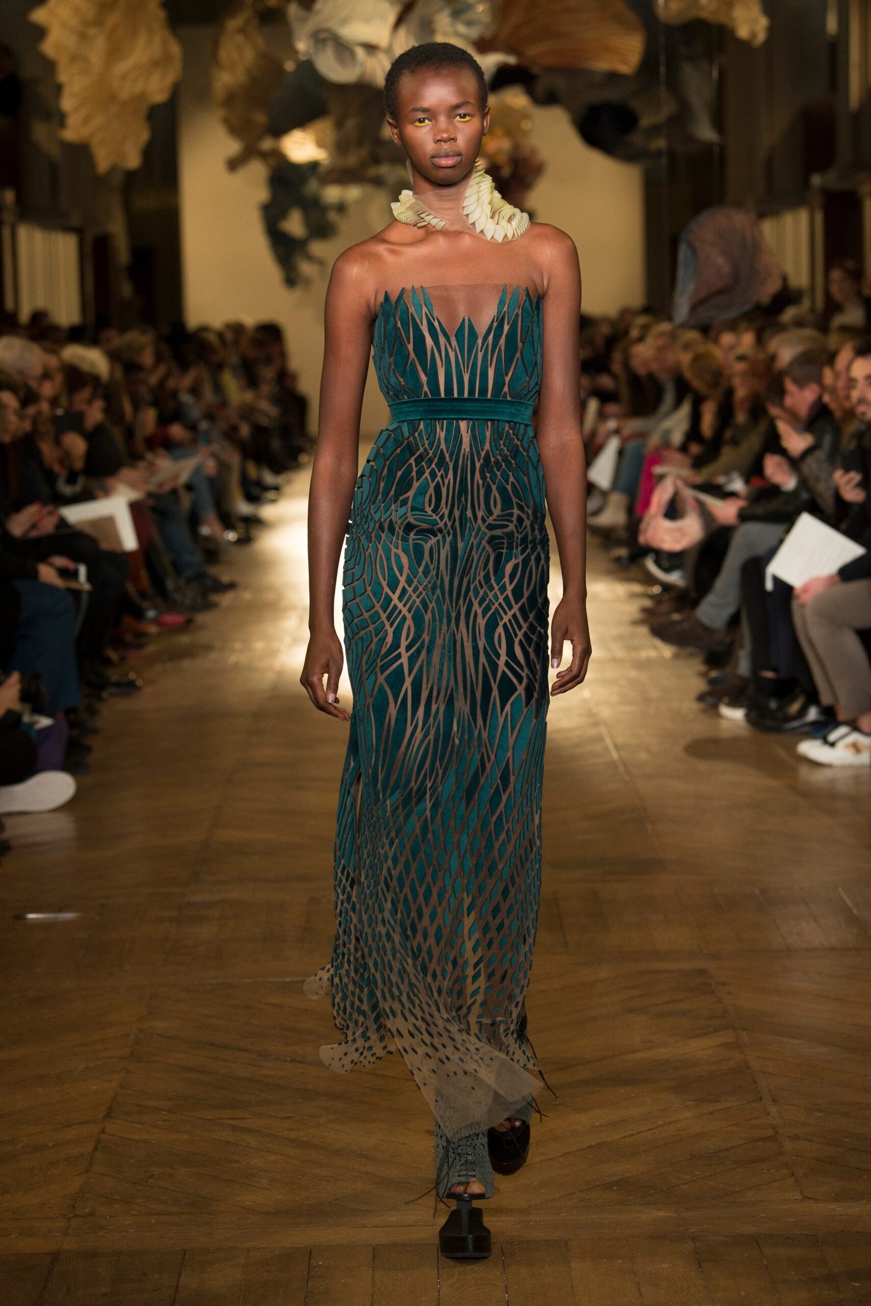 Iris van Herpen S/S 18 Couture Look 17