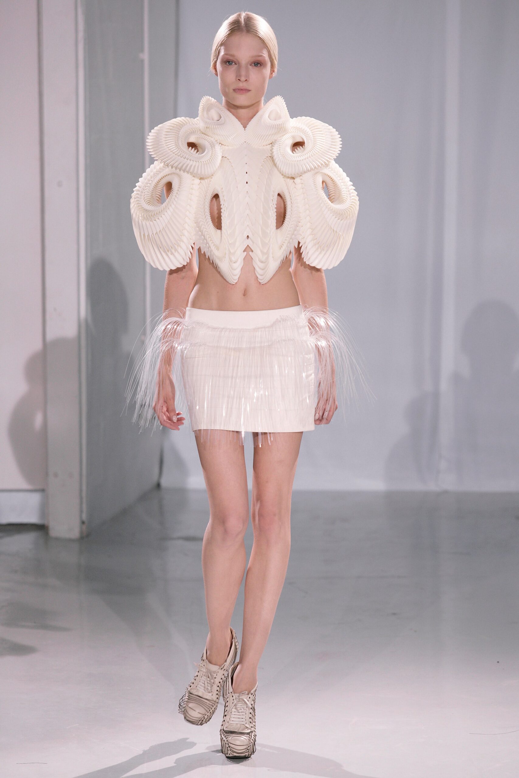 Iris van Herpen F/W 11 Couture Look 11