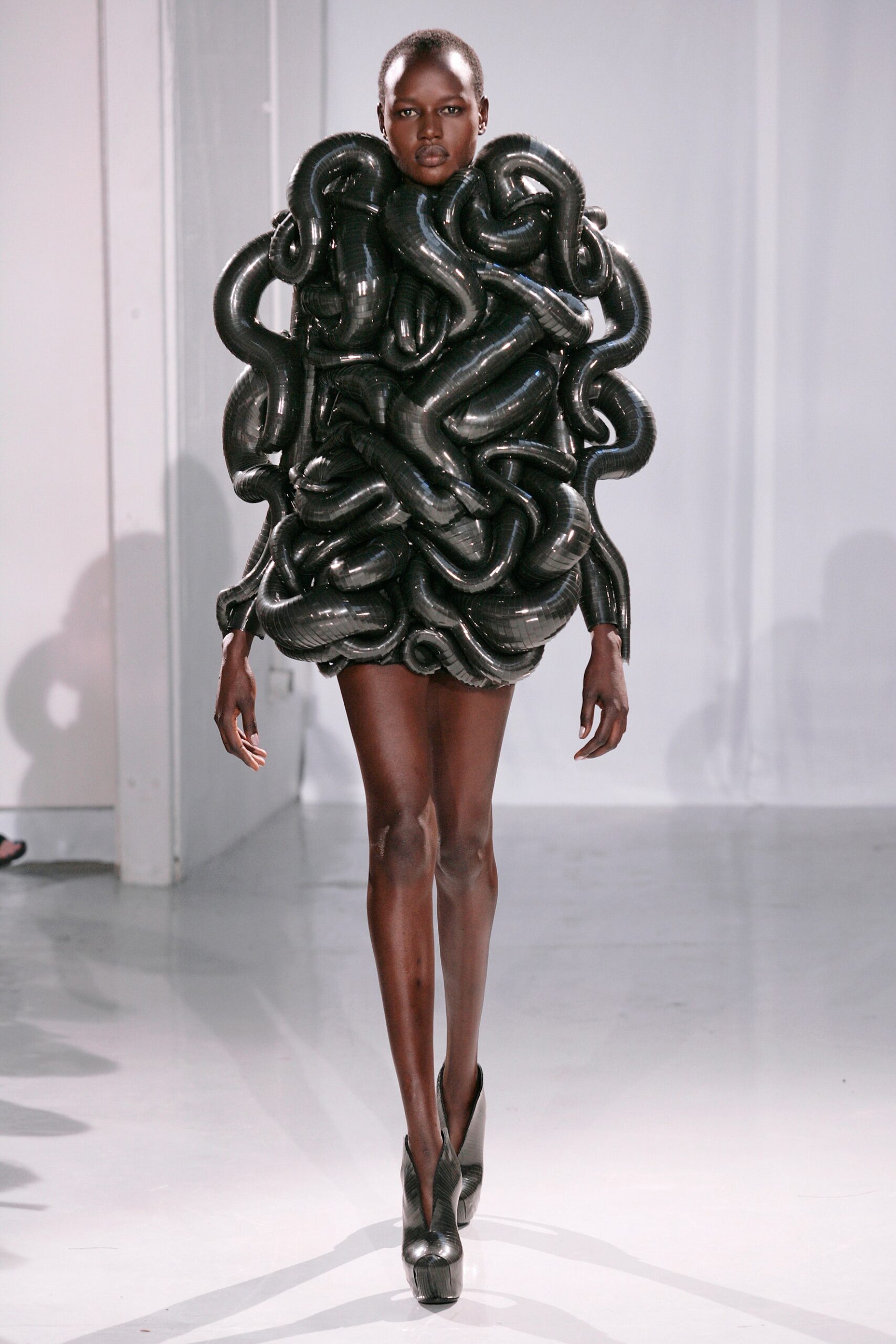 Iris van Herpen F/W 11 Couture Look 15