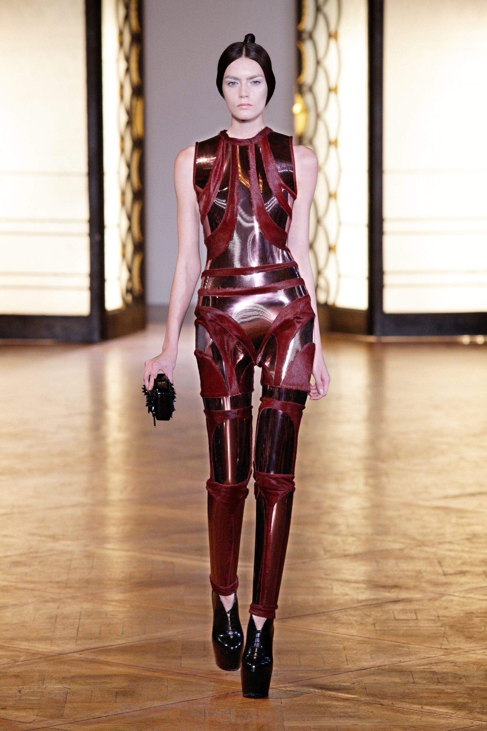 Iris van Herpen F/W 12 Couture Look 3