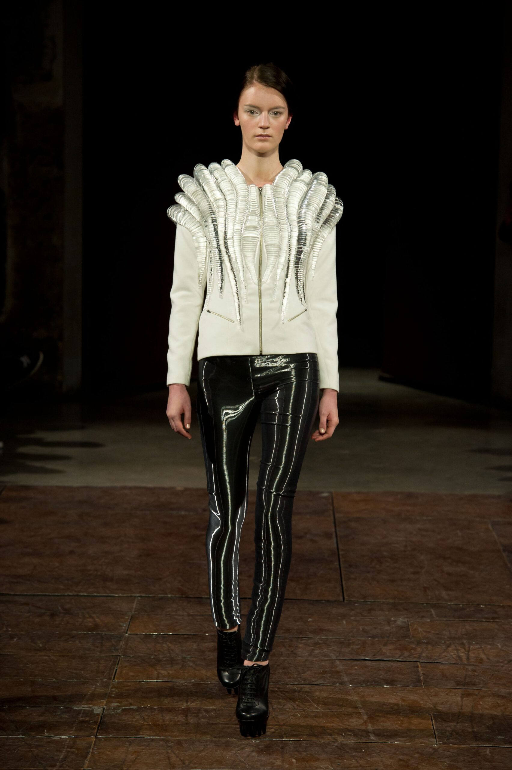 Iris van Herpen S/S 12 Couture Look 13