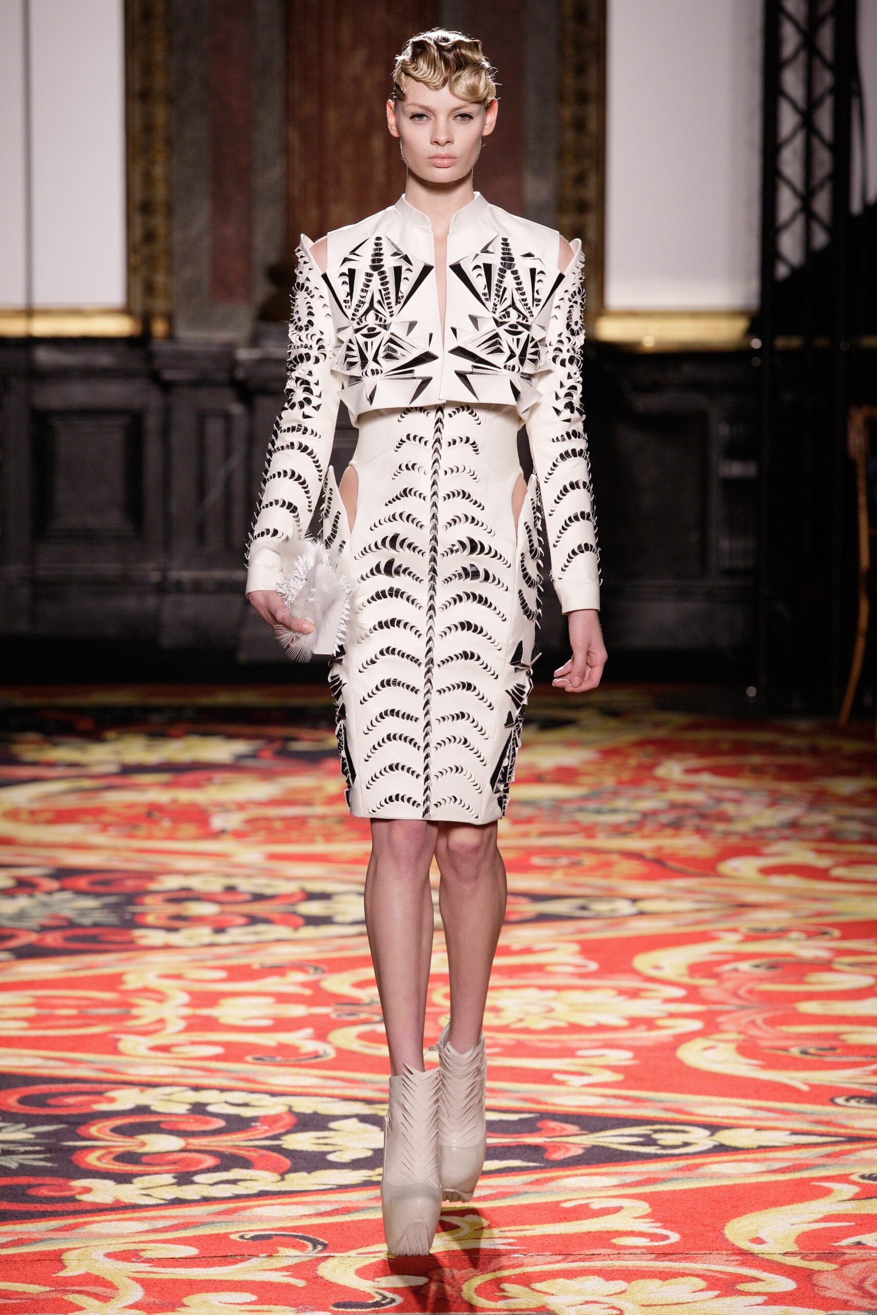 Iris van Herpen Spring 2013 Couture