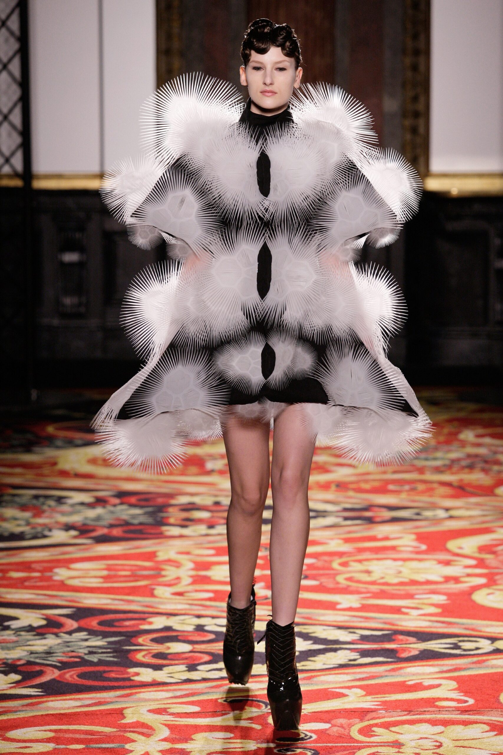 Iris van Herpen S/S 13 Couture Look 5