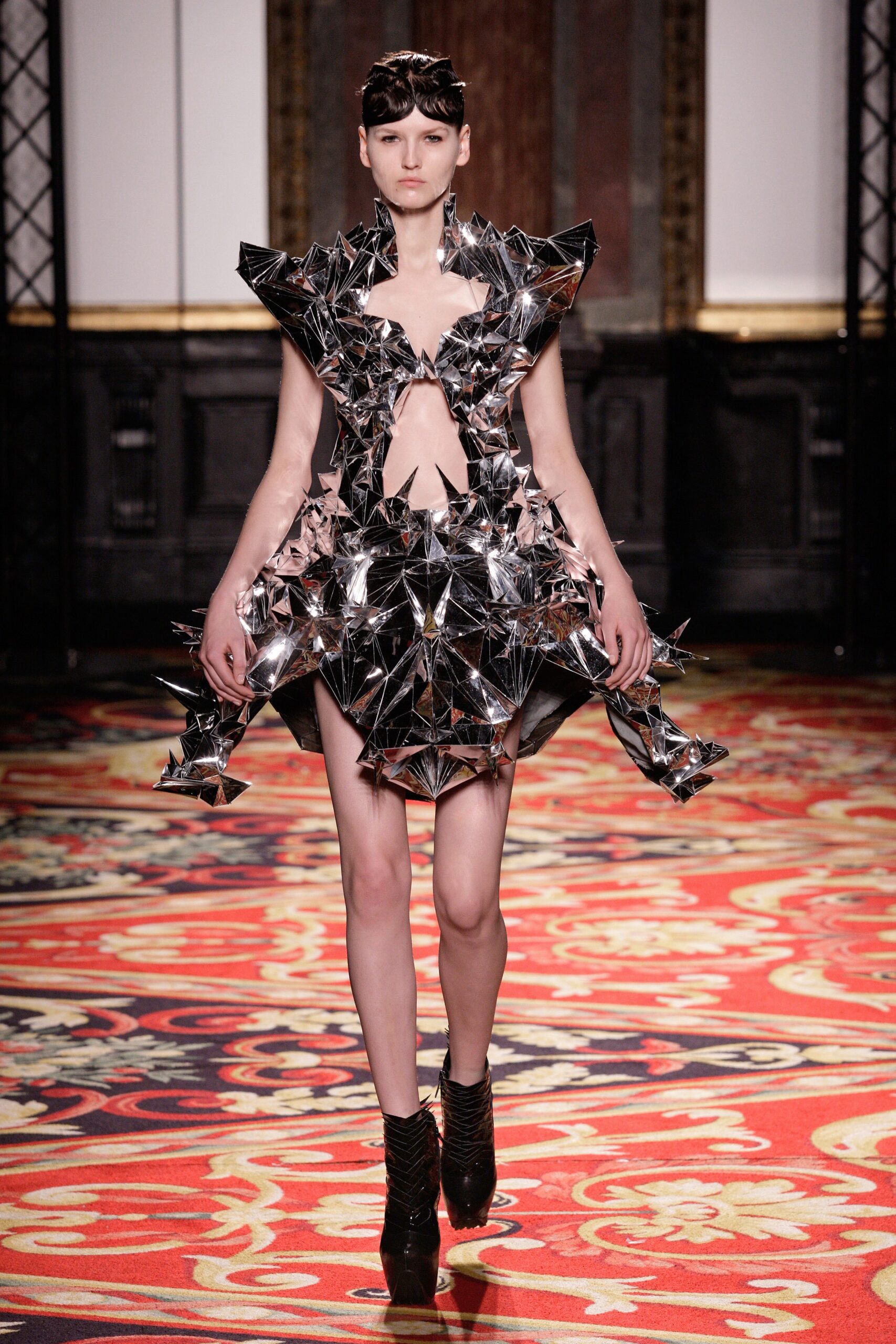 Iris van Herpen S/S 13 Couture Look 11
