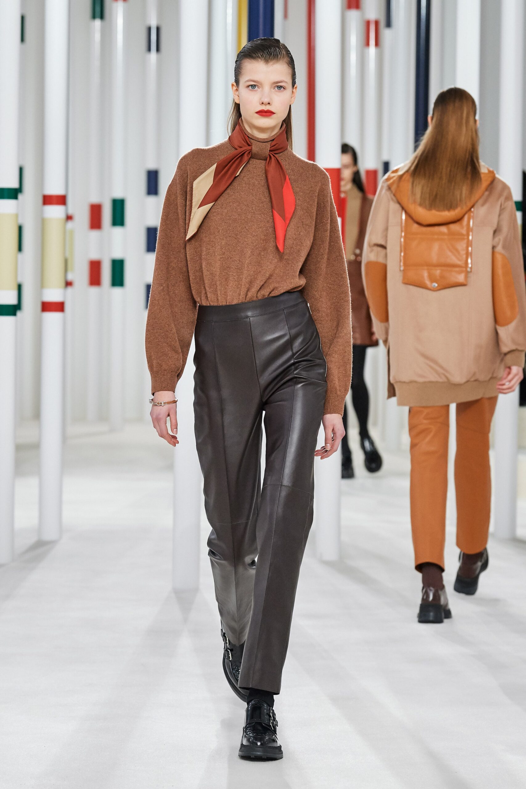Hermès F/W 20 Look 30