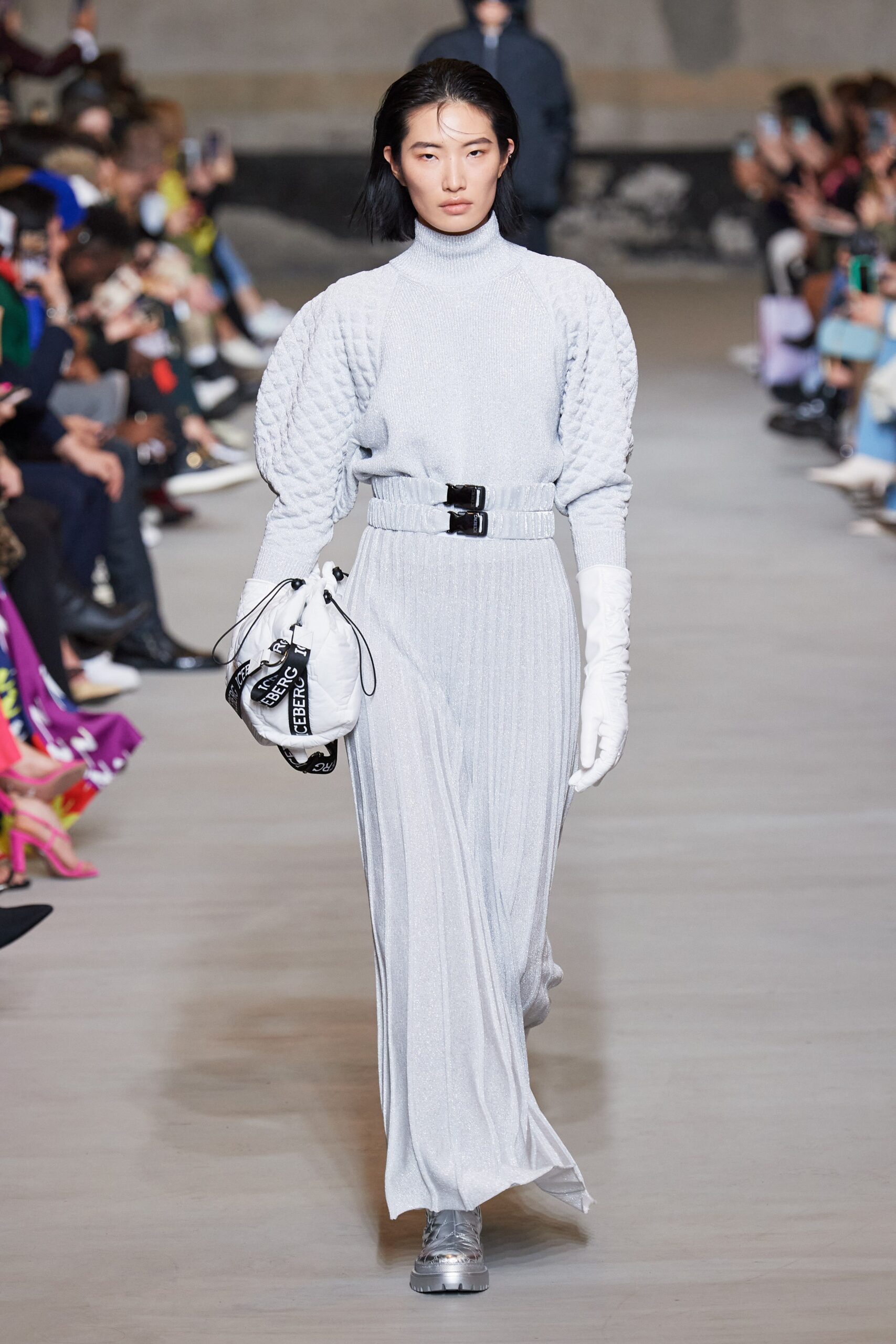 Iceberg F/W 20 Look 9