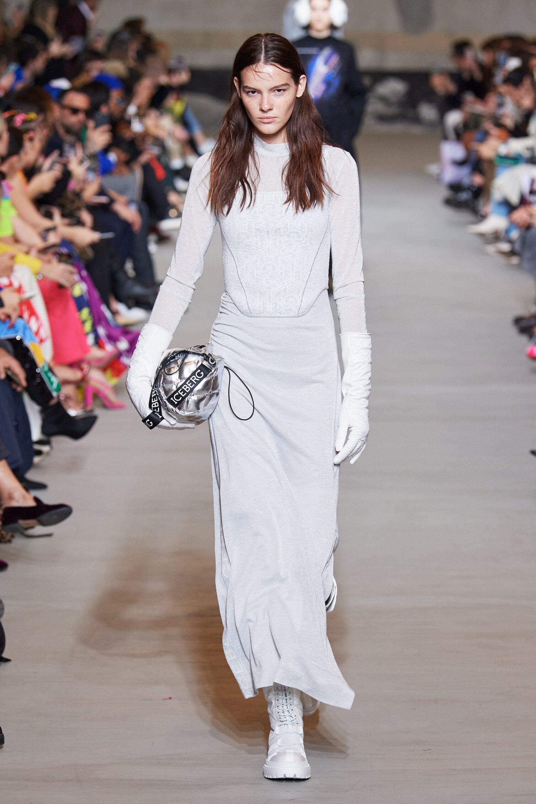 Iceberg F/W 20 Look 11