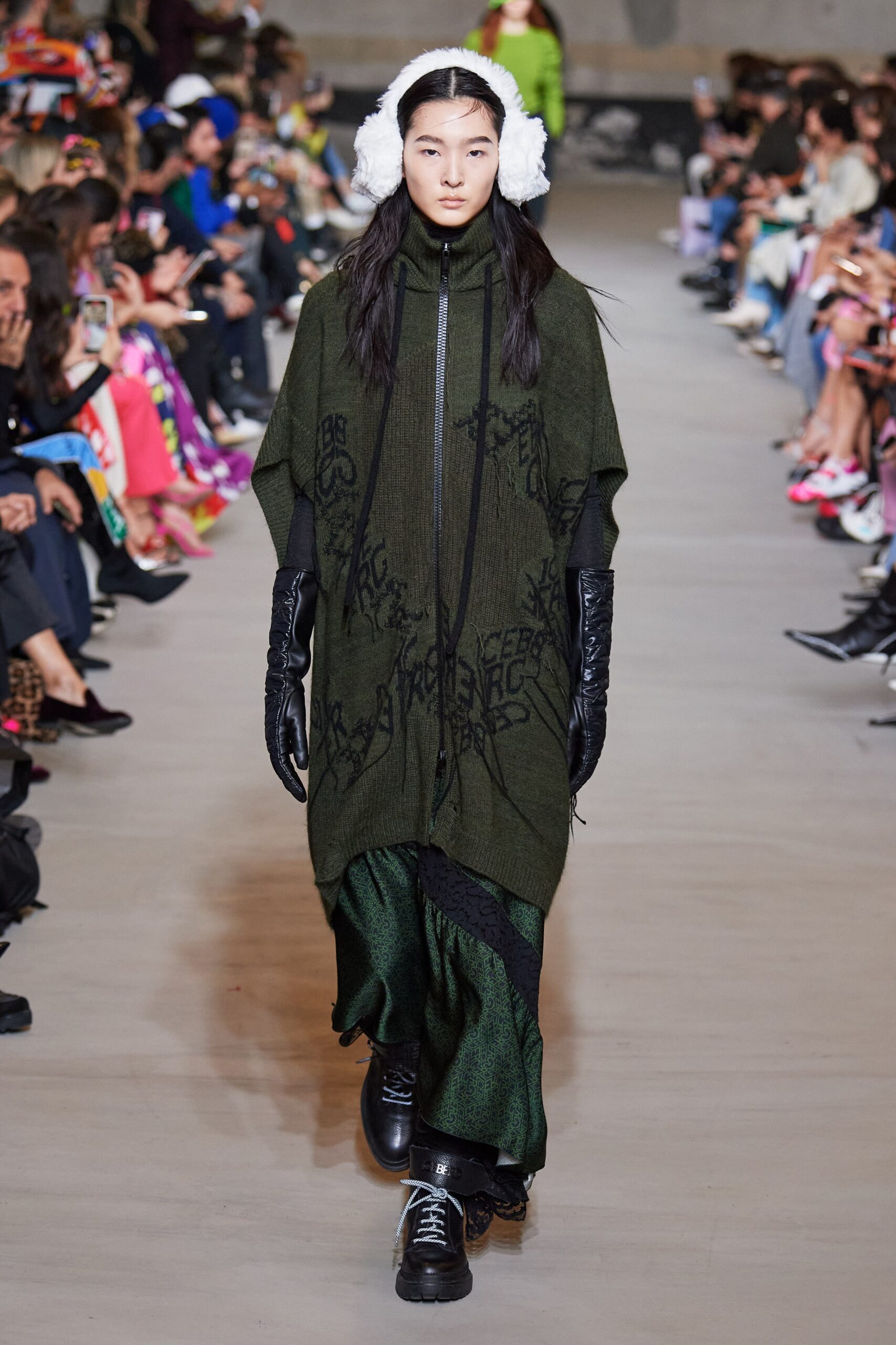 Iceberg F/W 20 Look 18