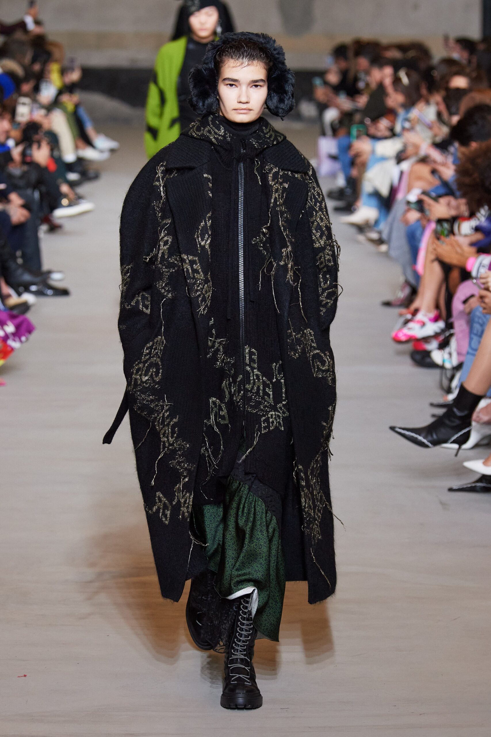 Iceberg F/W 20 Look 20
